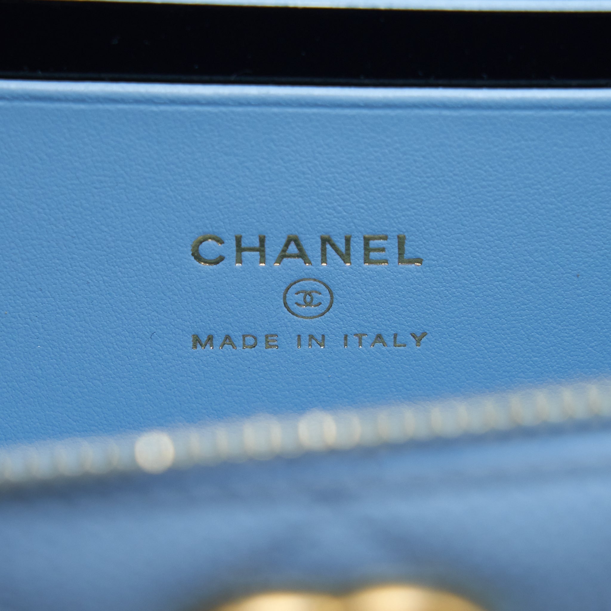 chanel-22s-letter-logo-top-handle-long-vanity-with-chain-caviar-light-blue-ghw