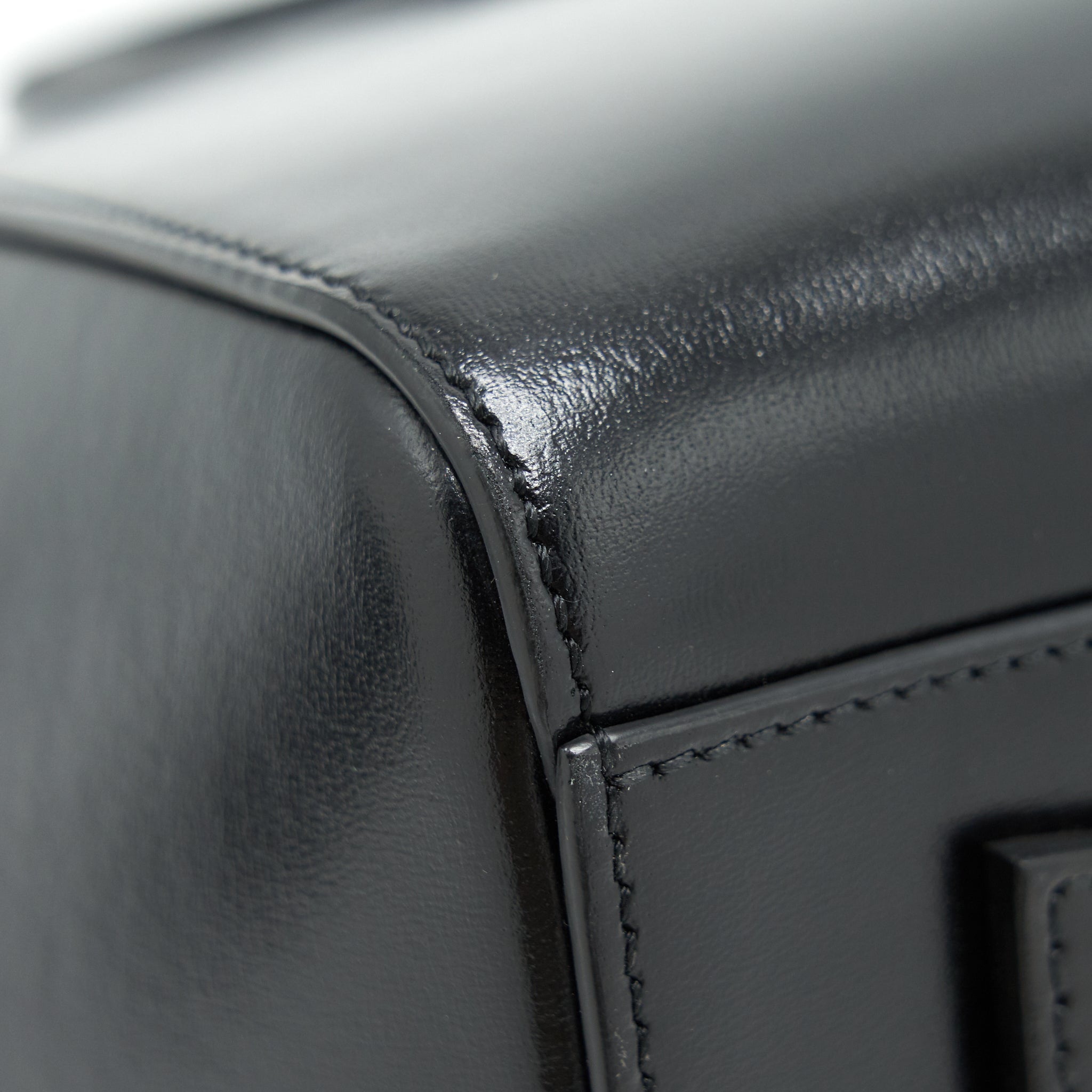 givenchy-small-antigona-tote-bag-box-calfskin-black-shw