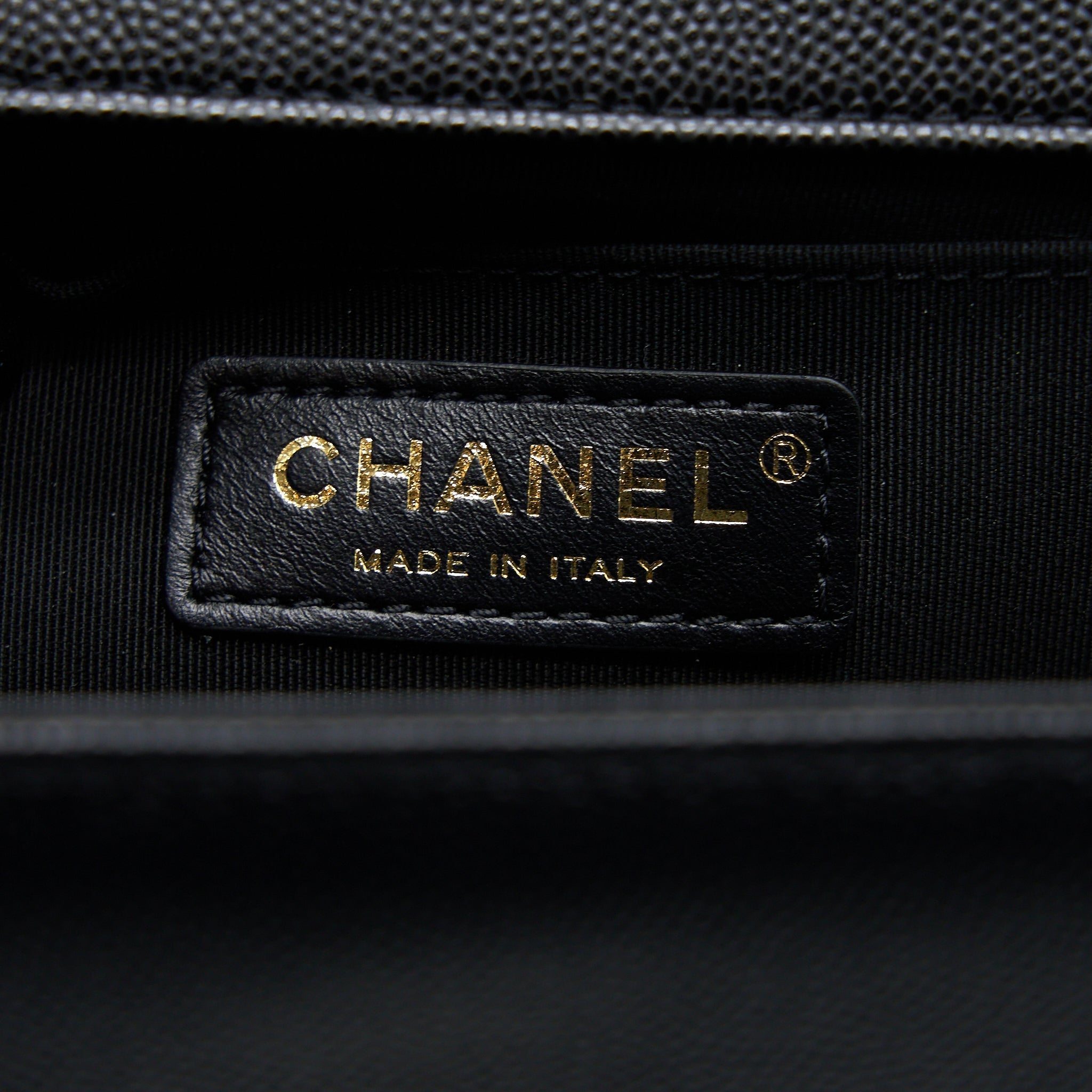 chanel-medium-boy-bag-caviar-black-brushed-ghw-microchip