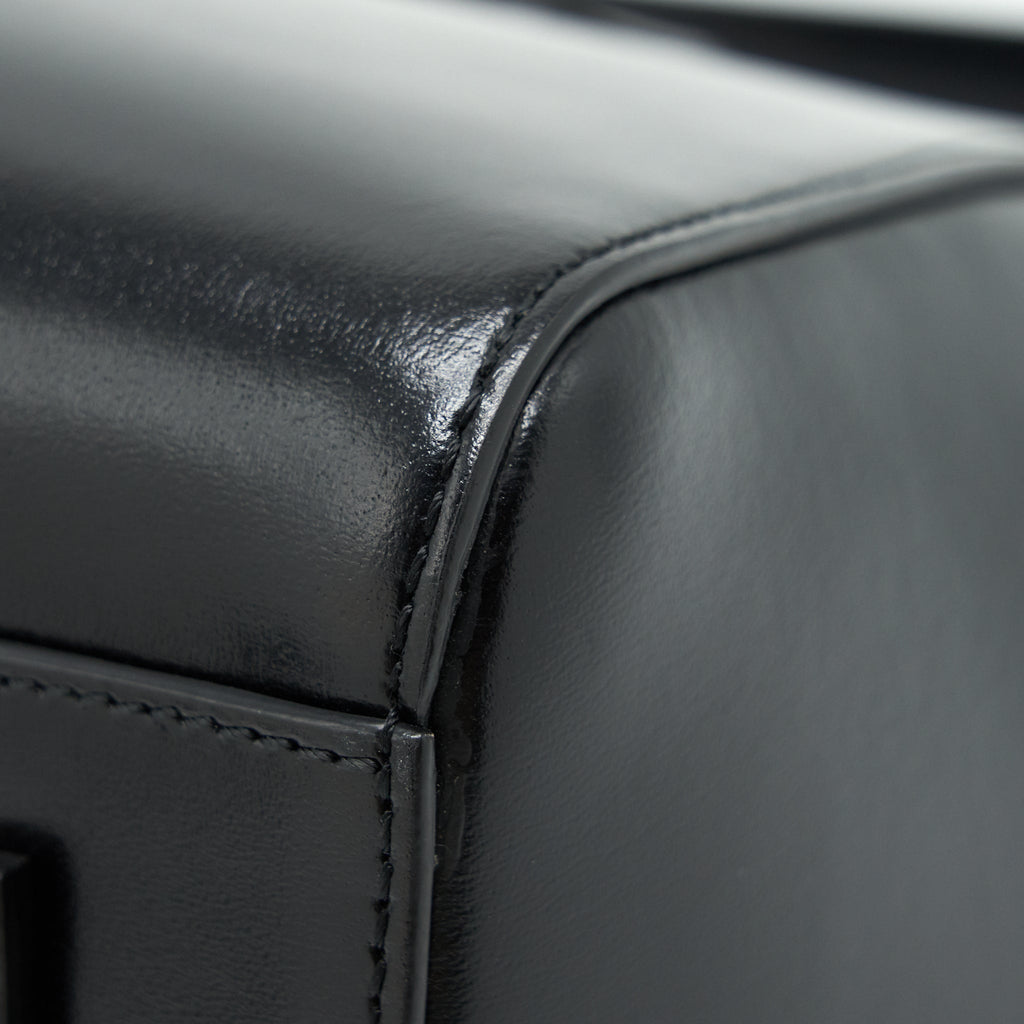 givenchy-small-antigona-tote-bag-box-calfskin-black-shw
