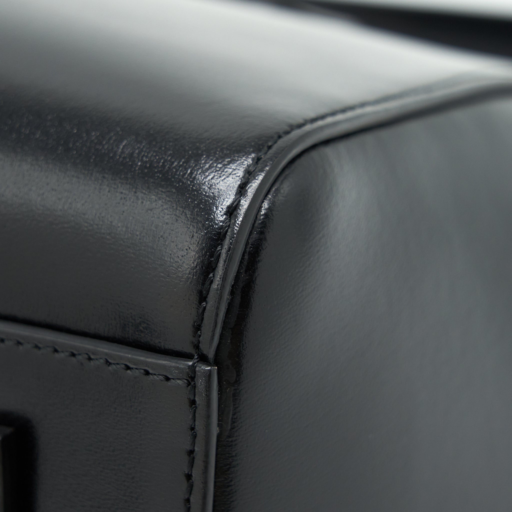 givenchy-small-antigona-tote-bag-box-calfskin-black-shw