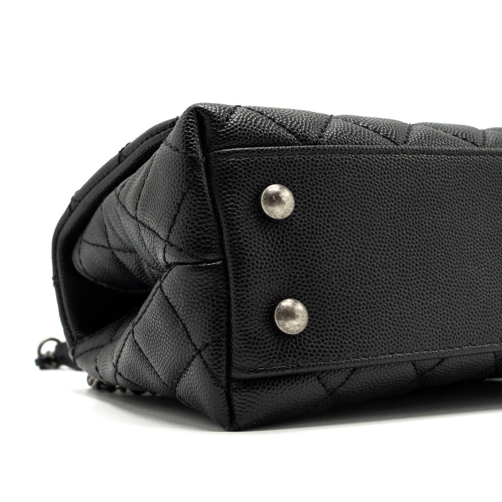 chanel-small-coco-handle-caviar-black-lghw-microchip-9