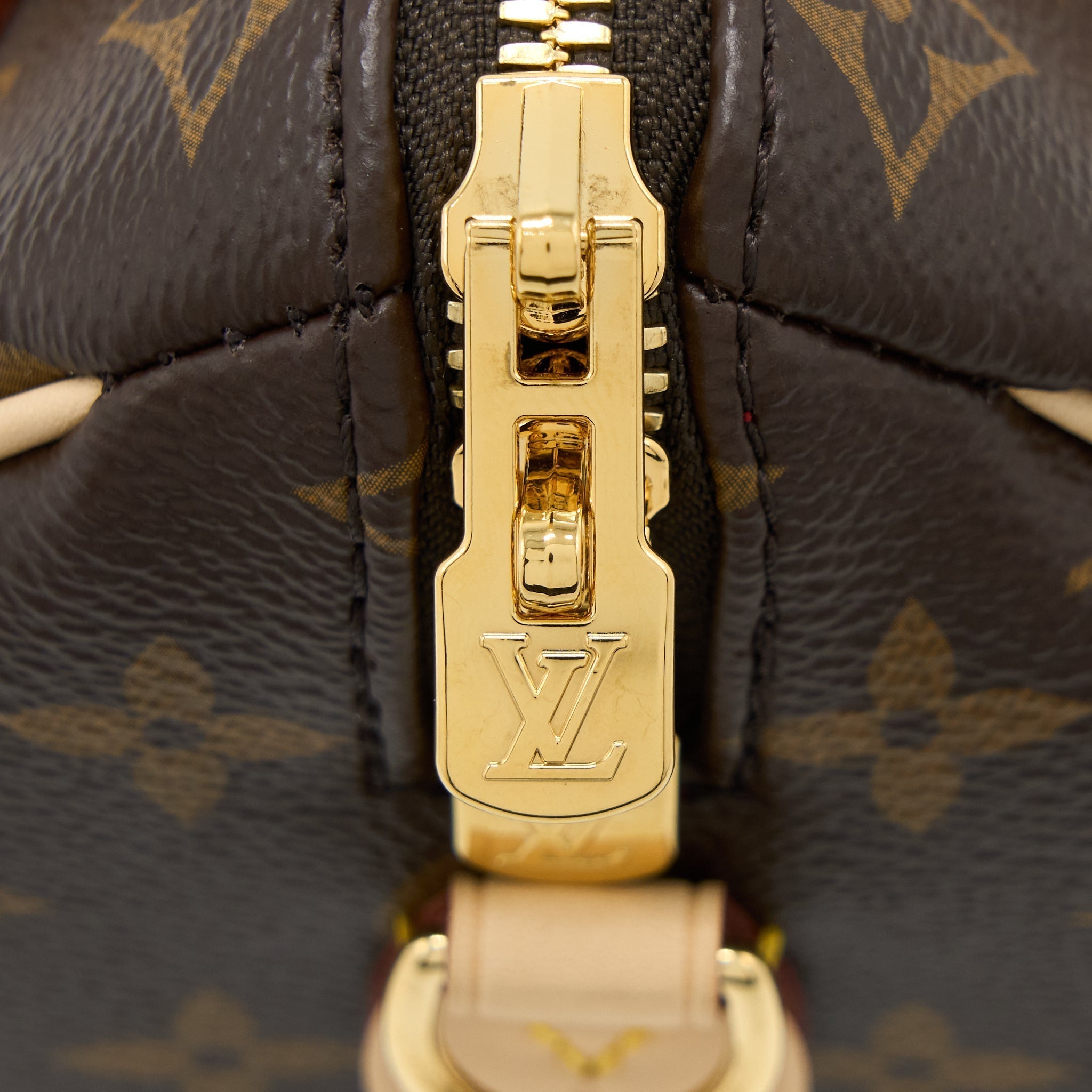 louis-vuitton-speedy-bandouliere-20-monogram-canvas-black-multicolour-strap-ghw-new-version