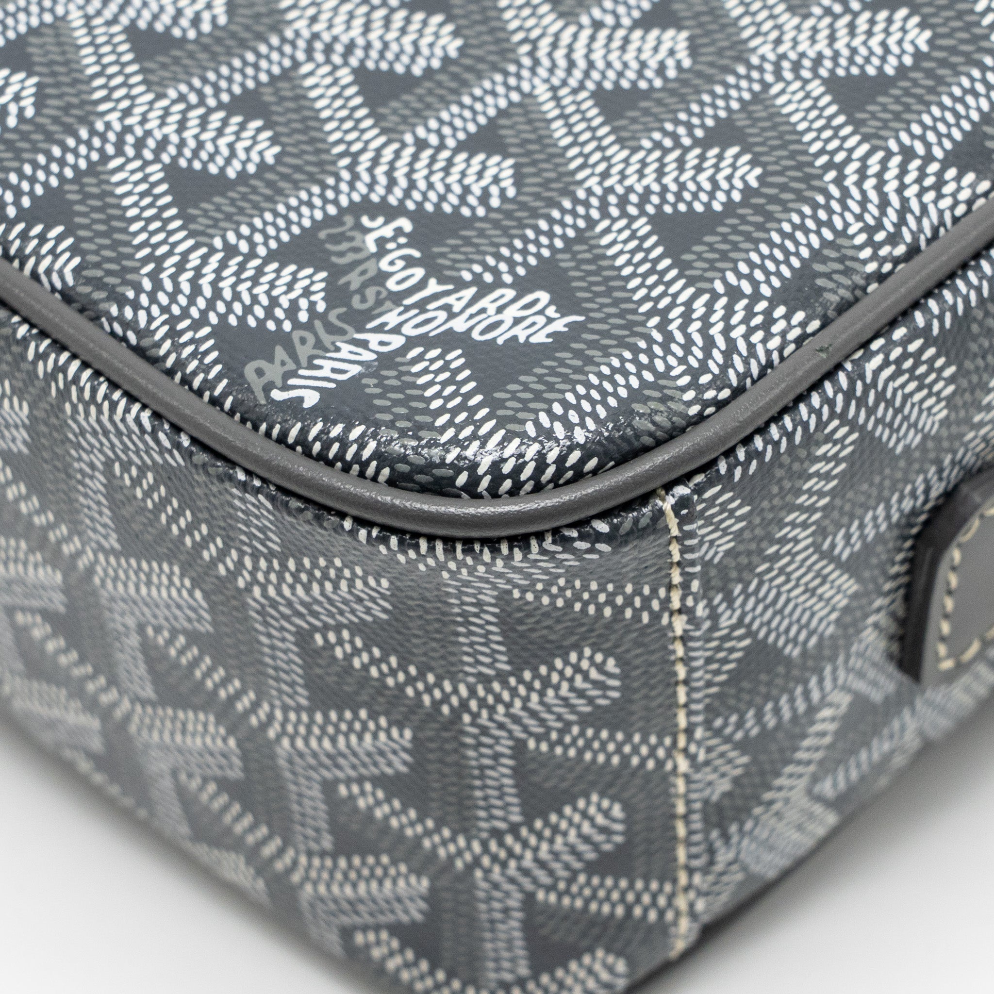 goyard-cap-vert-pm-crossbody-bag-goyardine-canvas-grey-shw