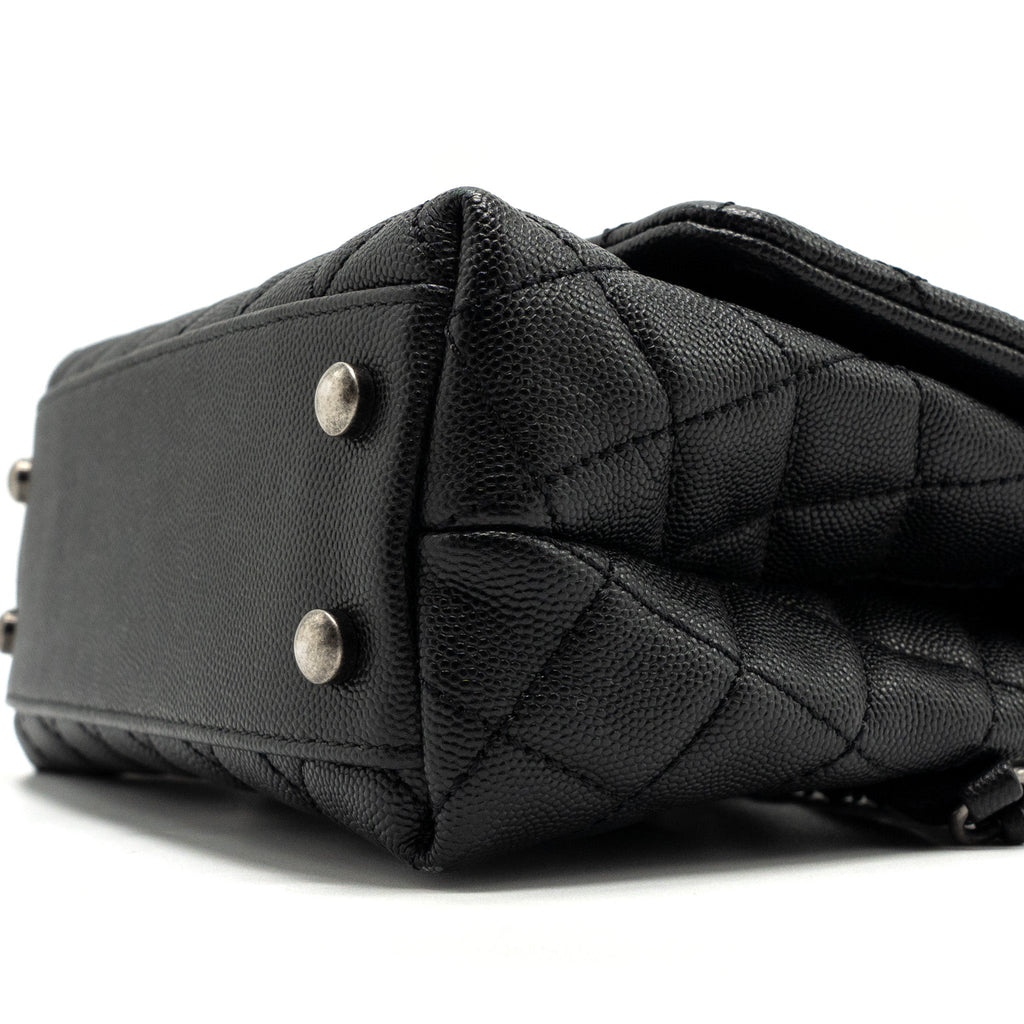 chanel-small-coco-handle-caviar-black-lghw-microchip-9
