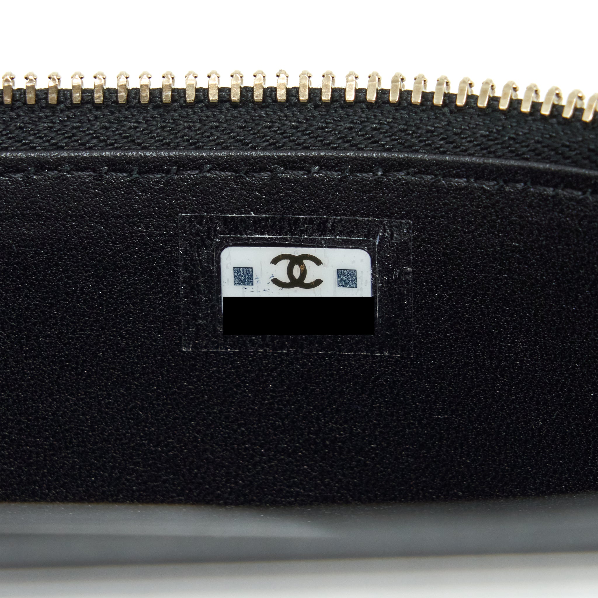 chanel-22a-top-handle-long-vanity-with-chain-lambskin-black-lghw-2