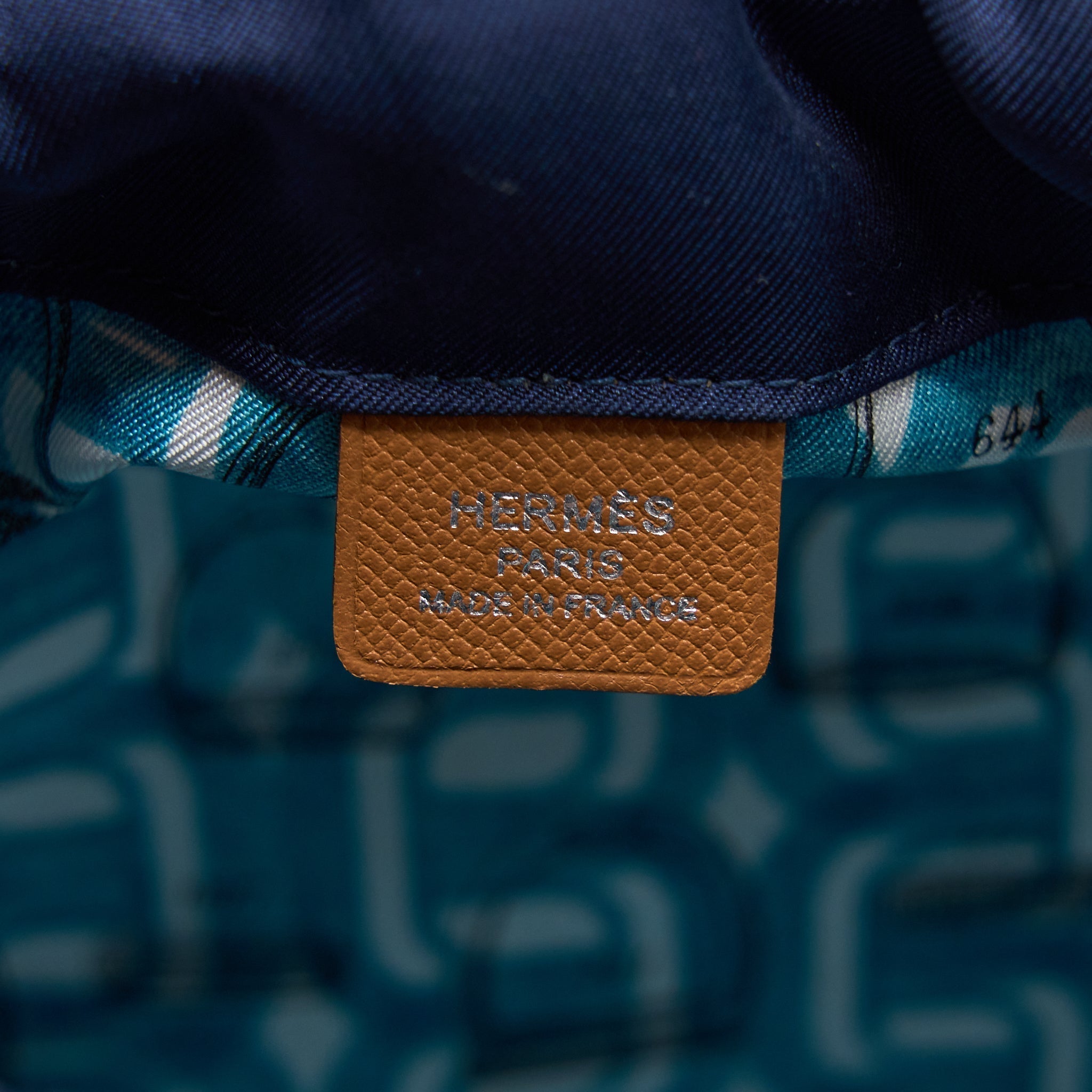 hermes-chaine-d-ancre-cabas-madame-leather-gold-blue-marine-stamp-y