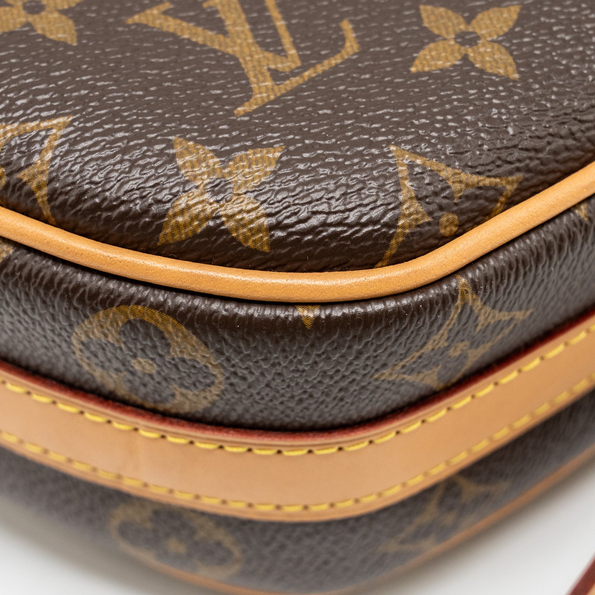 louis-vuitton-boite-chapeau-souple-pm-monogram-canvas-ghw-4