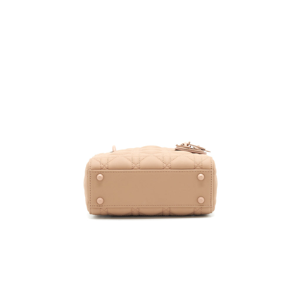 christian-dior-mini-dior-ultra-matte-blush-pink-phw