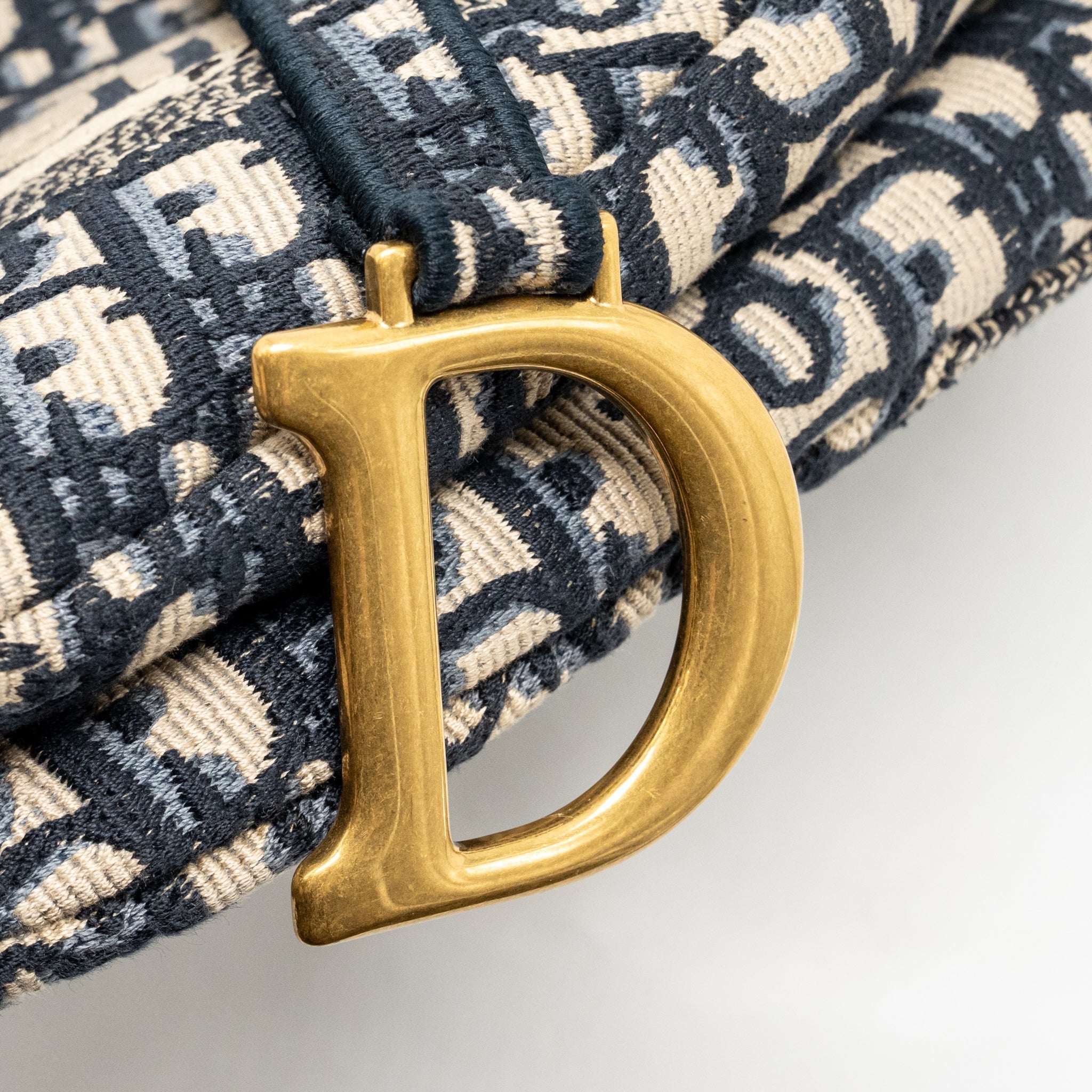 dior-medium-saddle-bag-oblique-embroidery-canvas-blue-ghw