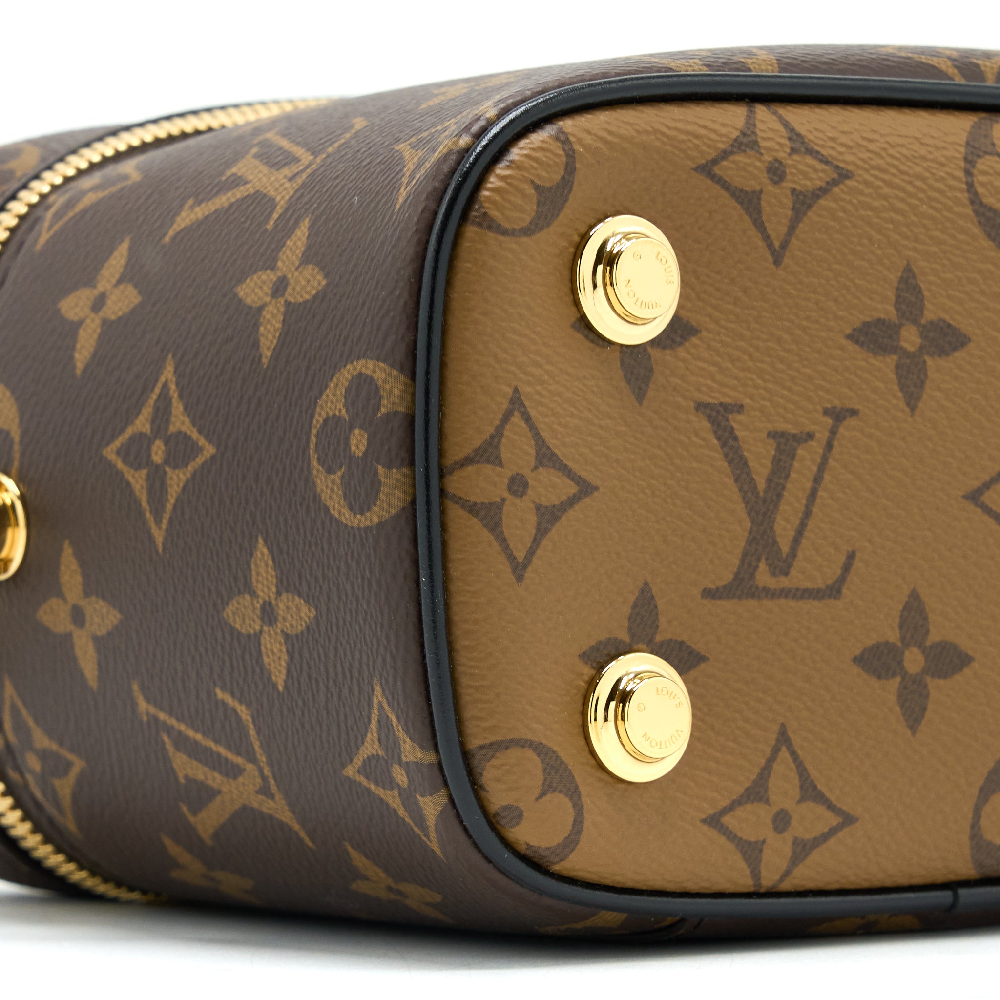 louis-vuitton-vanity-pm-monogram-canvas-ghw-new-version