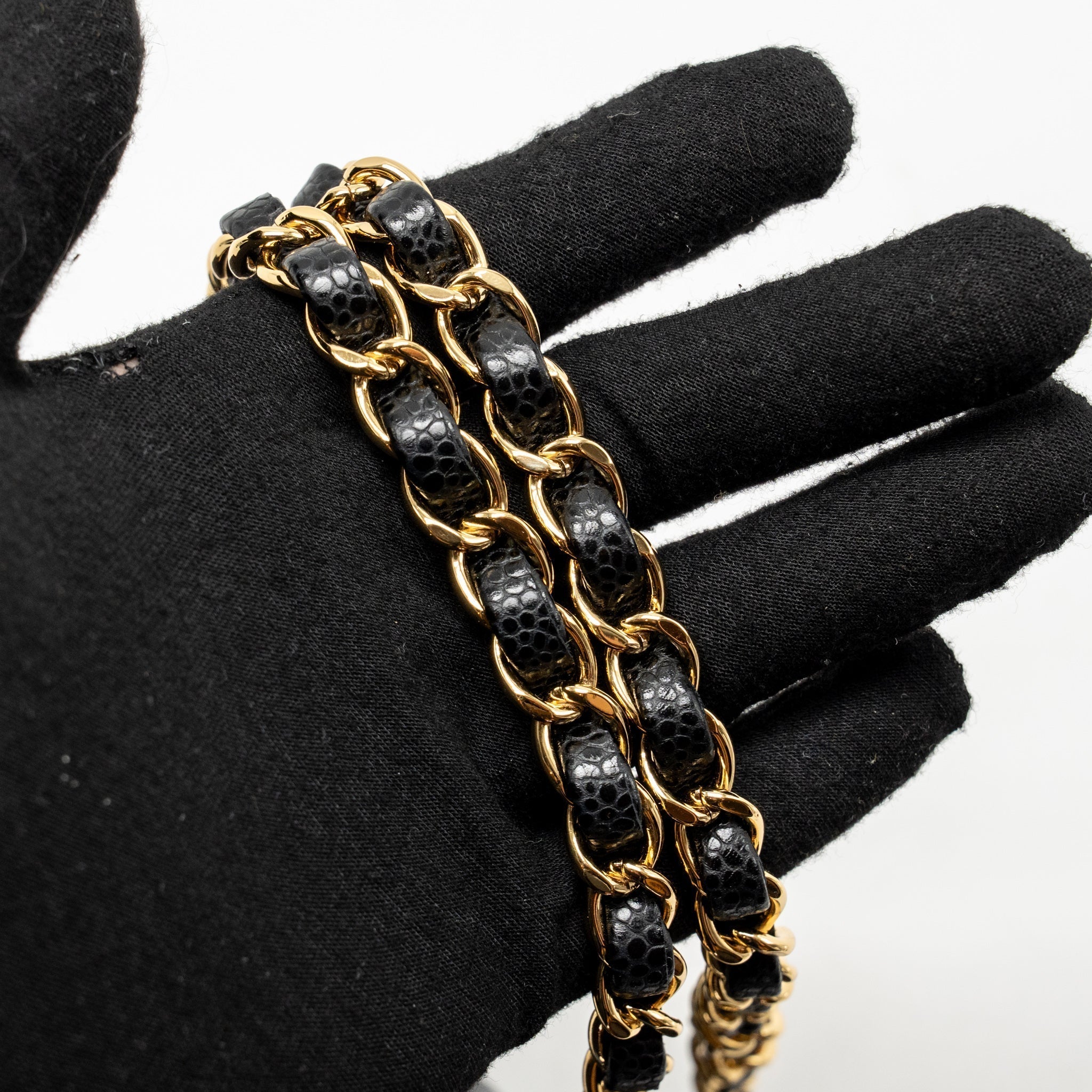 chanel-medium-classic-double-flap-bag-caviar-black-ghw-36