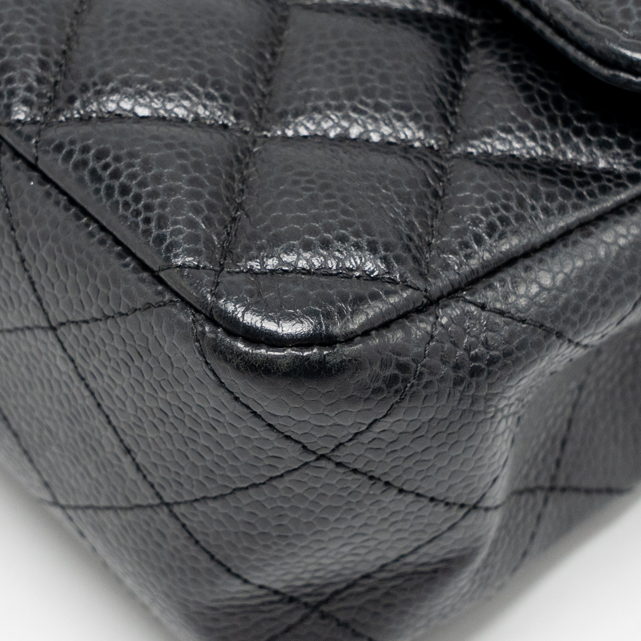 chanel-medium-classic-double-flap-bag-caviar-black-ghw-33