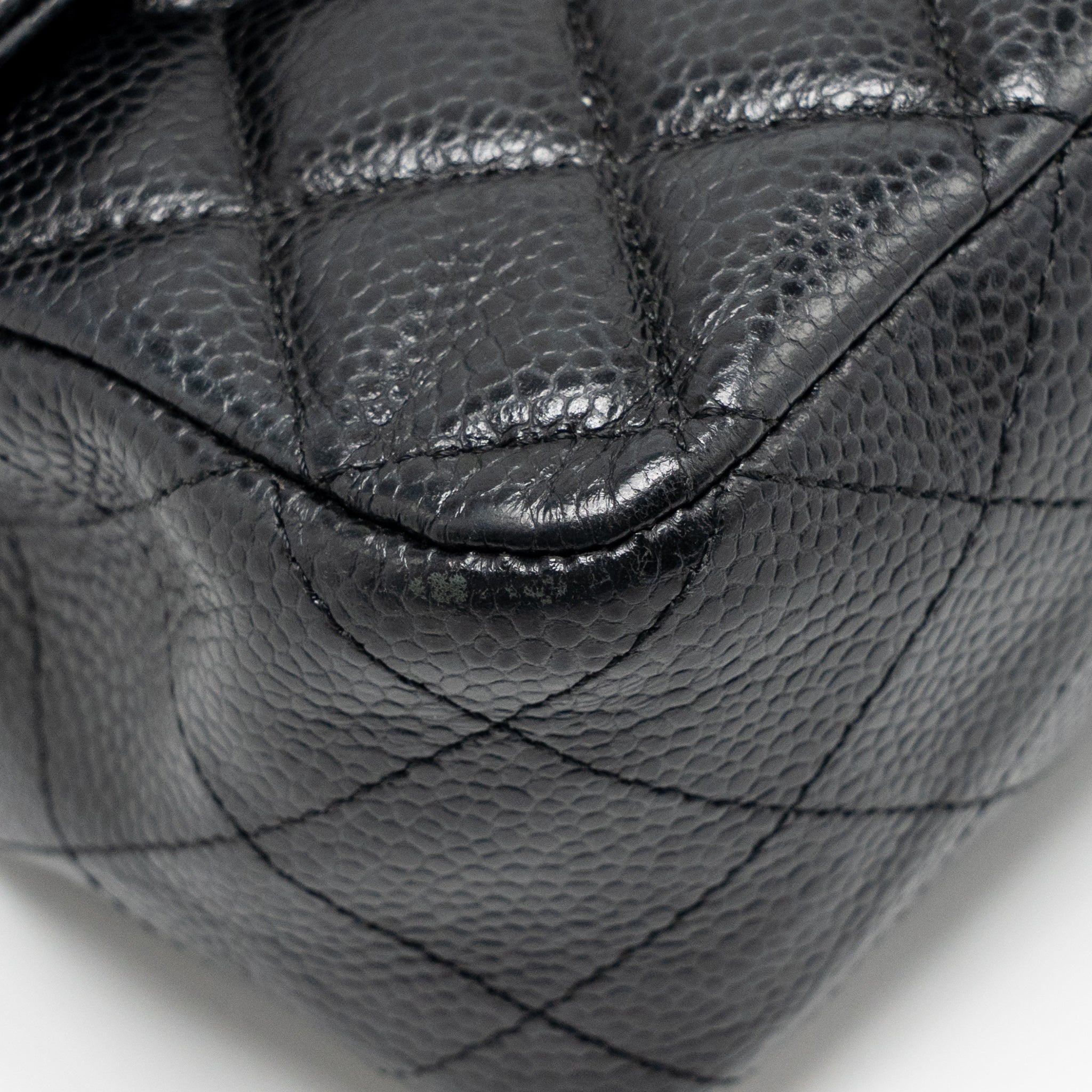 chanel-medium-classic-double-flap-bag-caviar-black-ghw-33