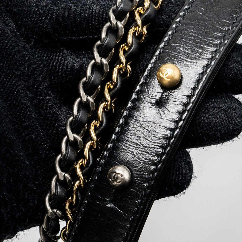 chanel-large-gabrielle-hobo-bag-aged-calfskin-black-multicolour-hardware-3