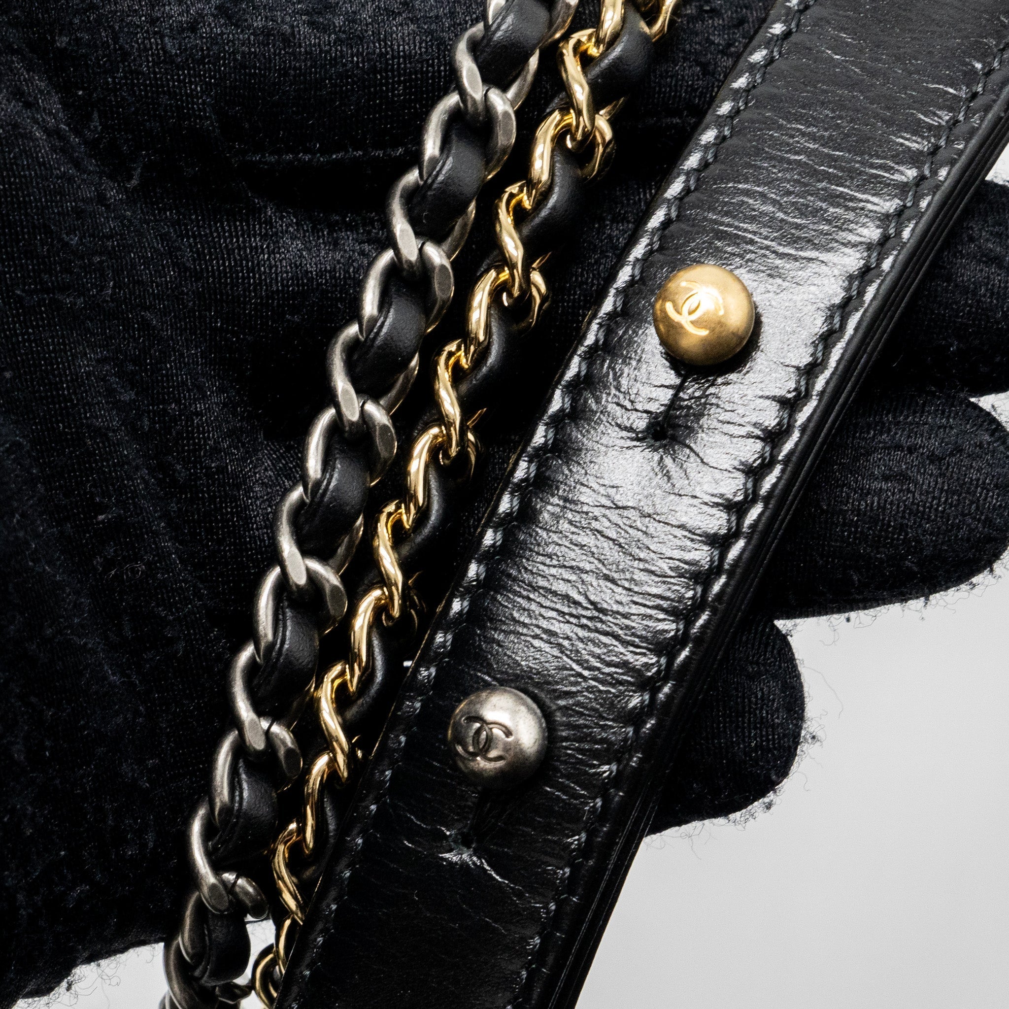 chanel-large-gabrielle-hobo-bag-aged-calfskin-black-multicolour-hardware-3