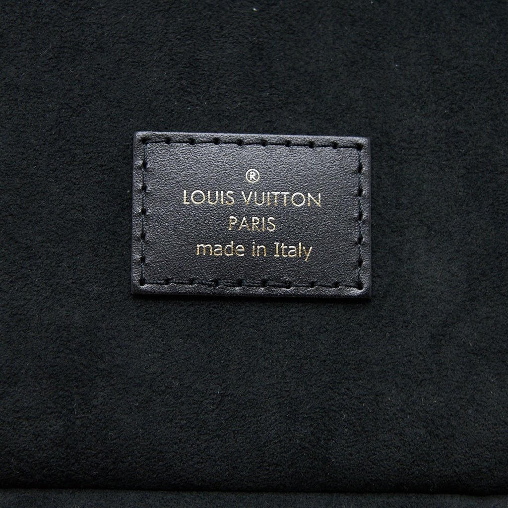 louis-vuitton-vanity-pm-monogram-canvas-ghw-new-version