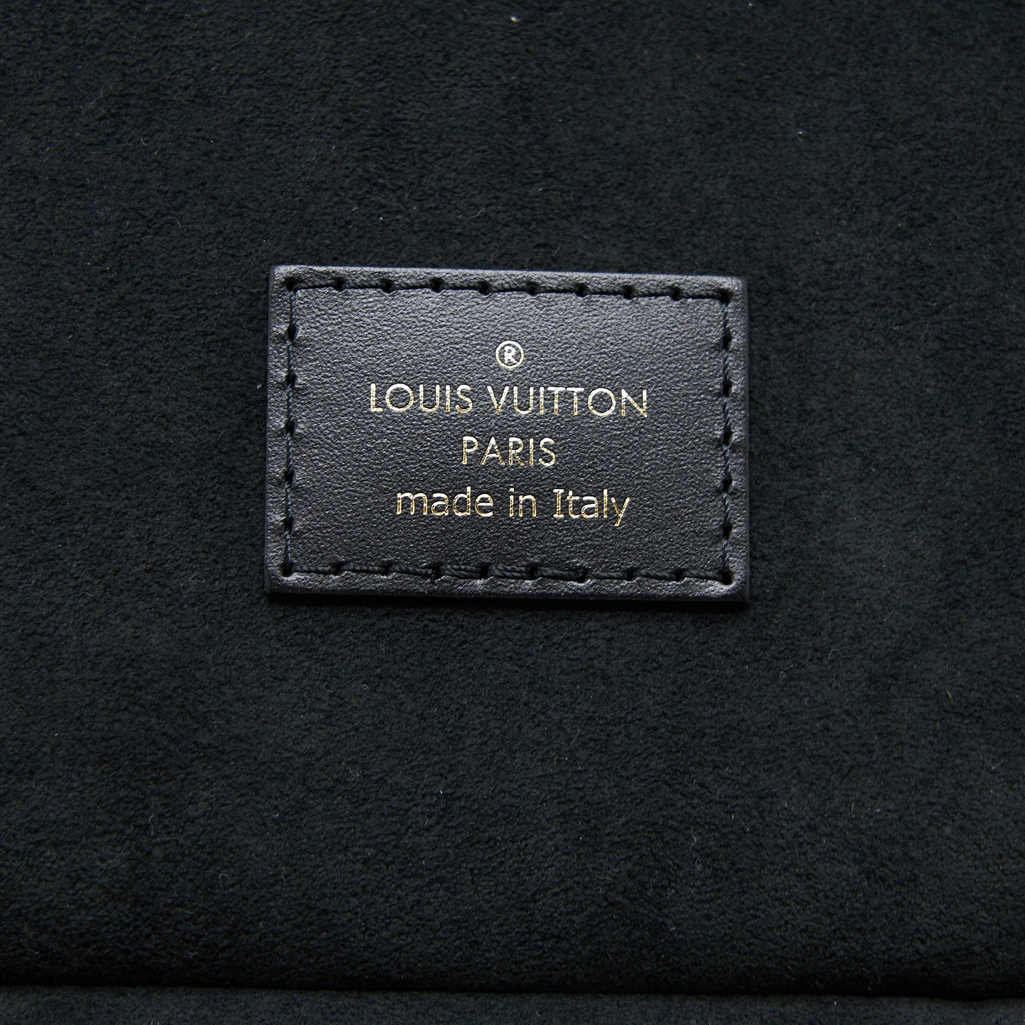 louis-vuitton-vanity-pm-monogram-canvas-ghw-new-version