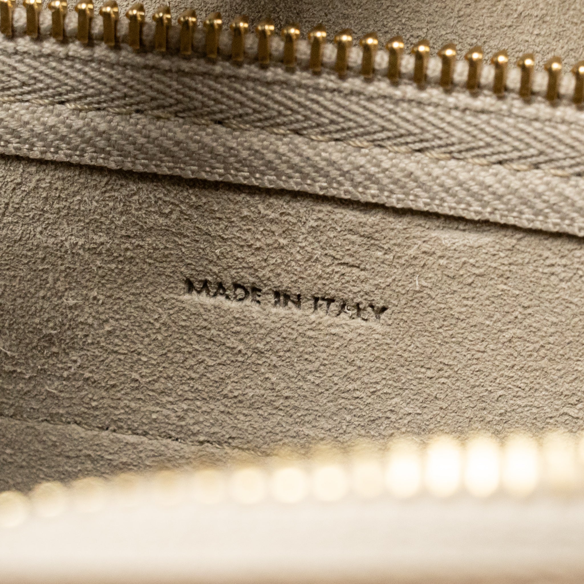 celine-nano-belt-bag-grained-calfskin-beige-ghw