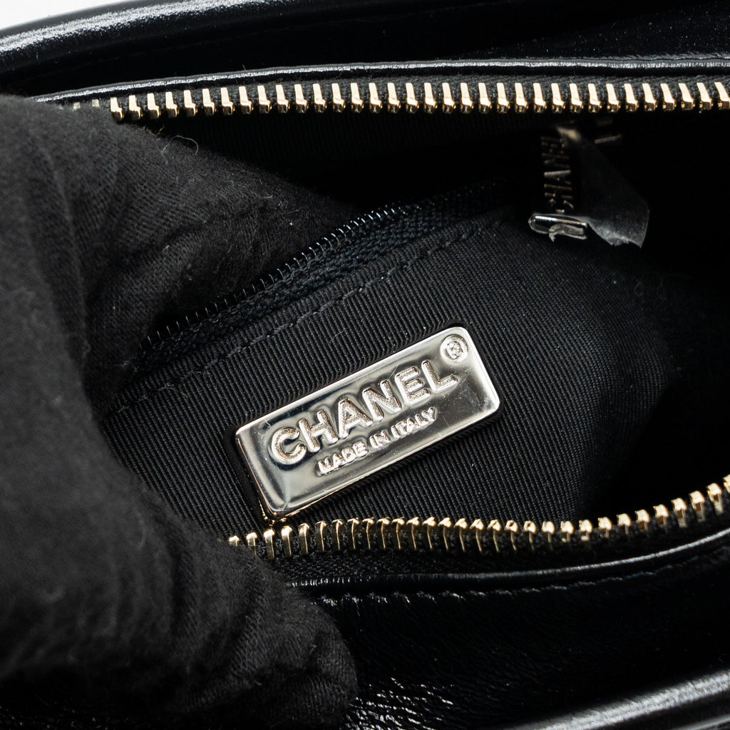 chanel-small-gabrielle-hobo-bag-limited-edition-fabric-calfskin-multicolour-hardware
