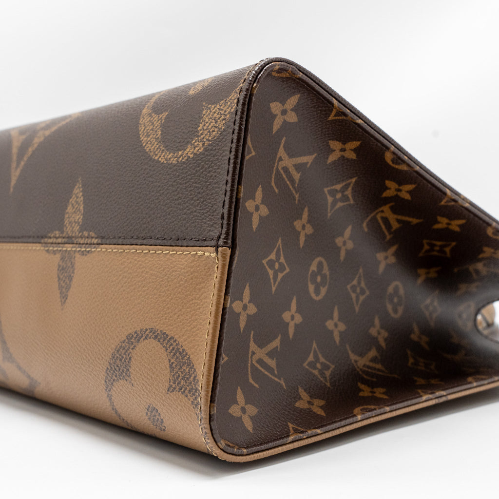 louis-vuitton-onthego-mm-monogram-canvas-ghw-9