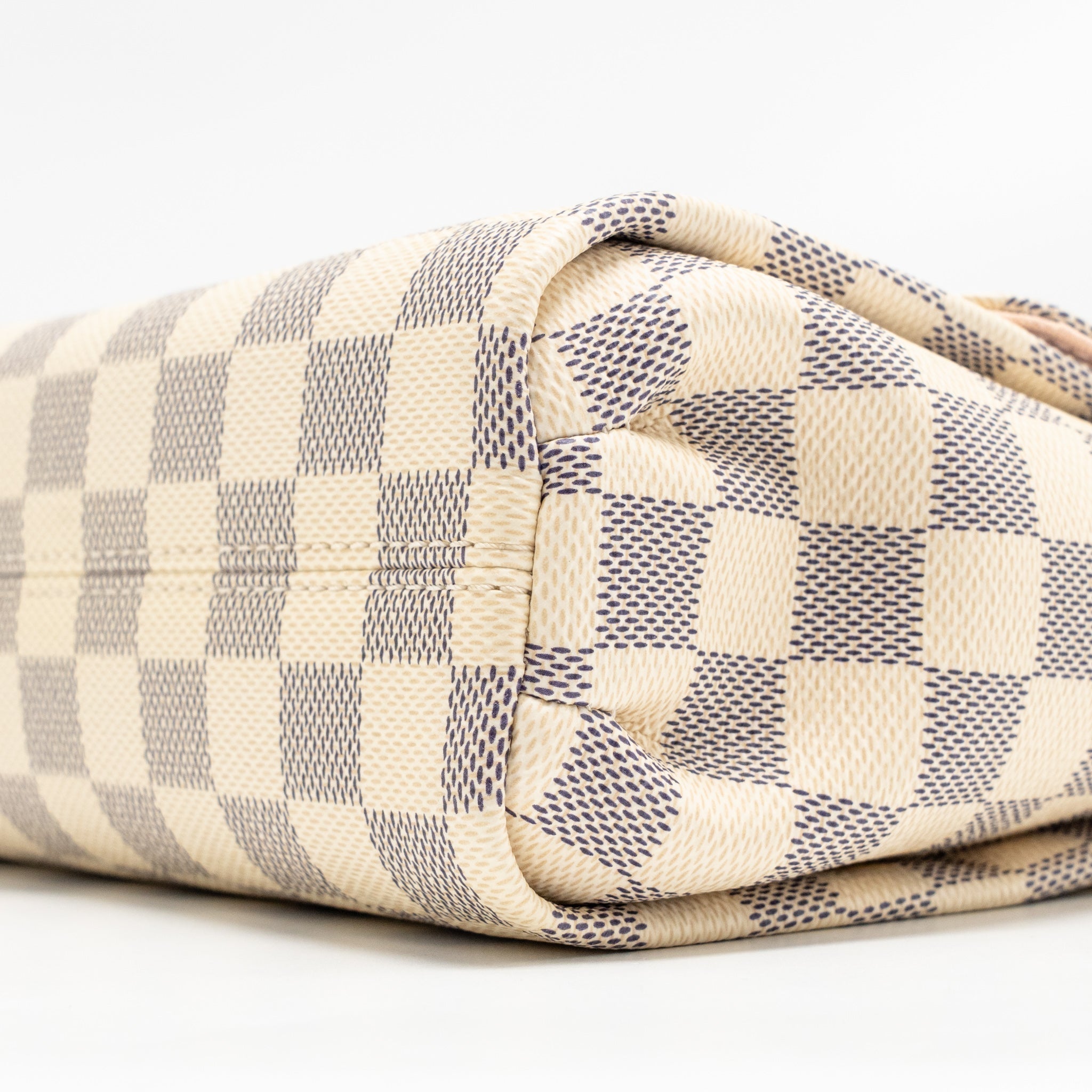 lv-bag-2