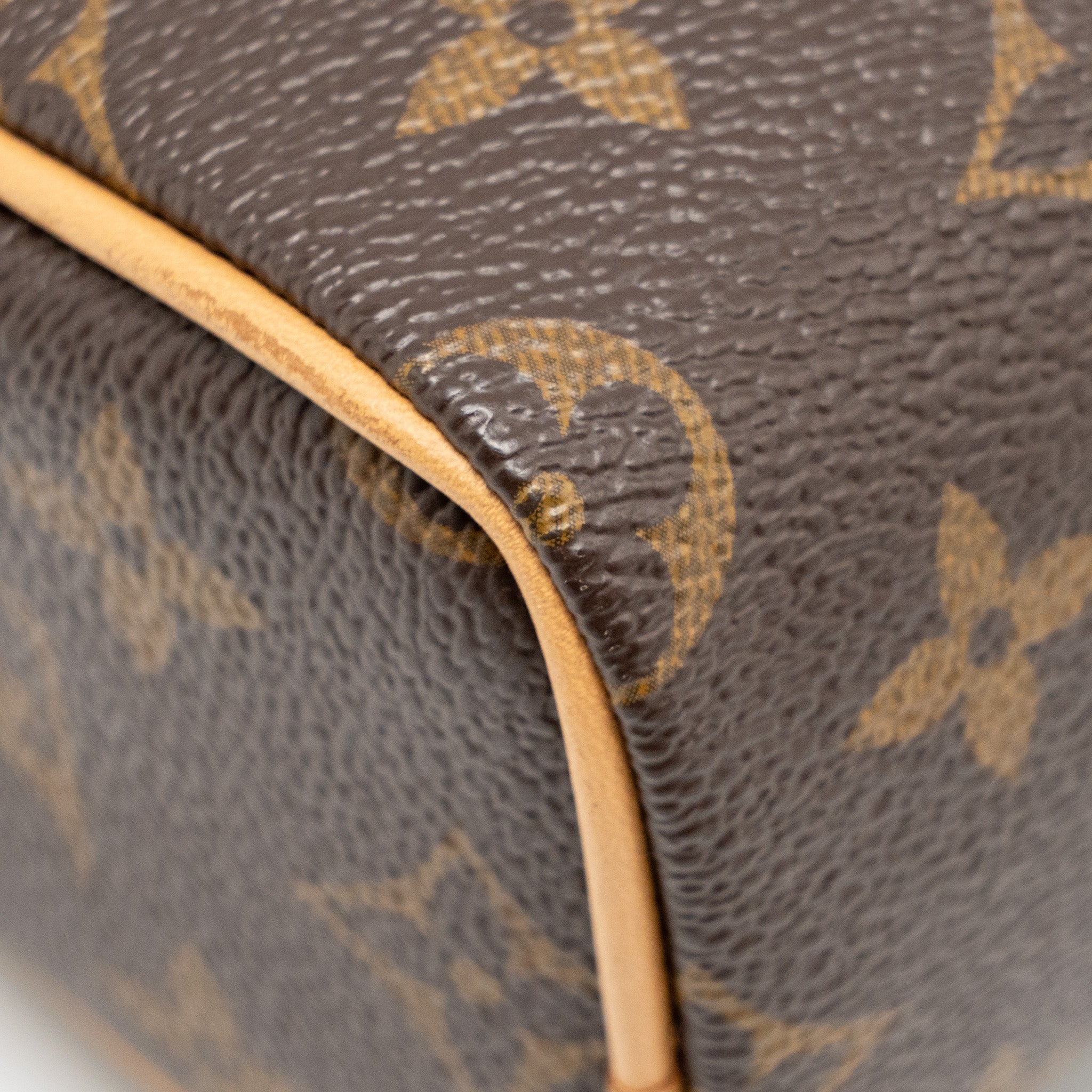 louis-vuitton-nano-speedy-monogram-canvas-ghw-12