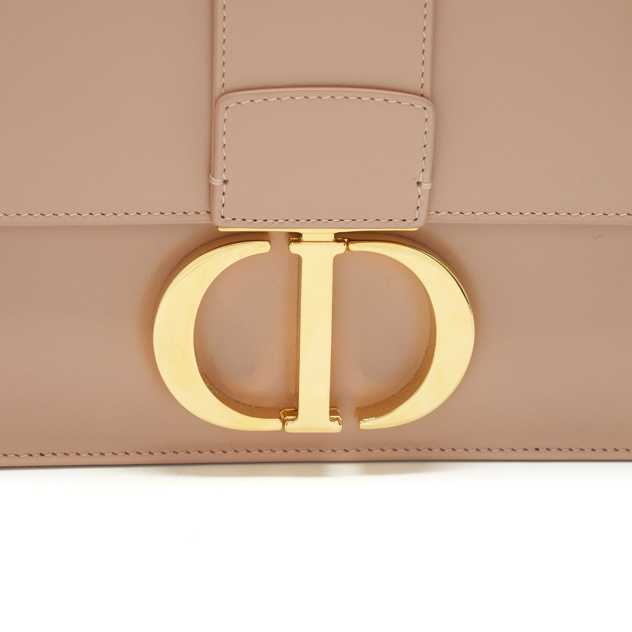 dior-30-montaigne-medium-flap-bag-pink-with-ghw