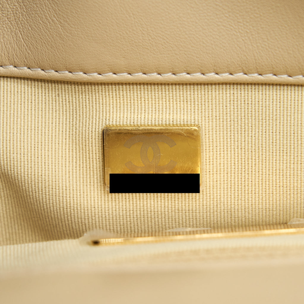 chanel-medium-19-bag-quilted-goatskin-light-beige-gold-silver-hardware-microchip