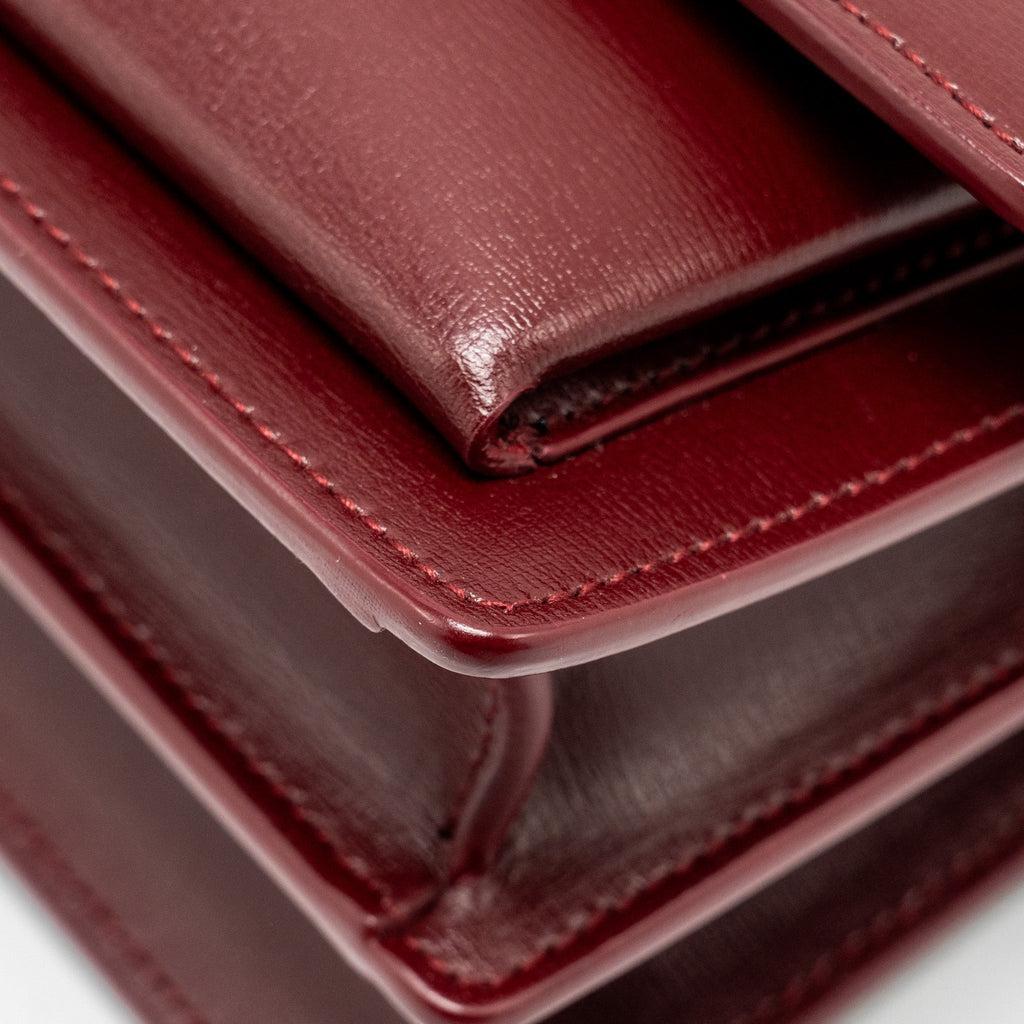 saint-laurent-ysl-sunset-bag-calfskin-burgundy-shw