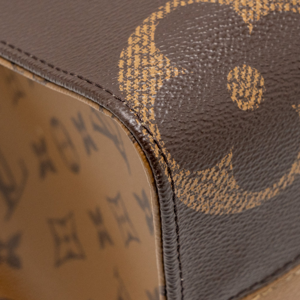 louis-vuitton-onthego-mm-monogram-canvas-ghw-9