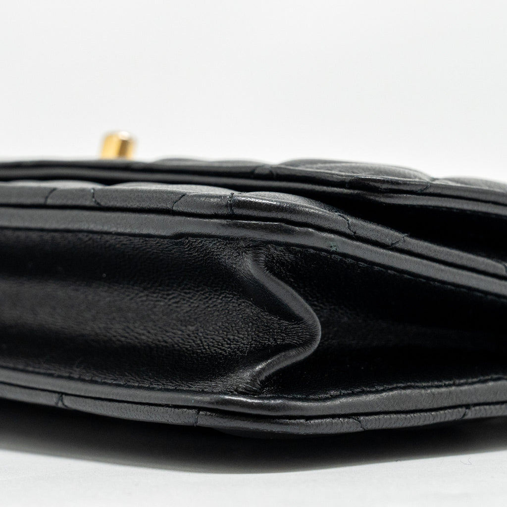 chanel-pearl-crush-wallet-on-chain-lambskin-black-ghw-microchip-copy-1