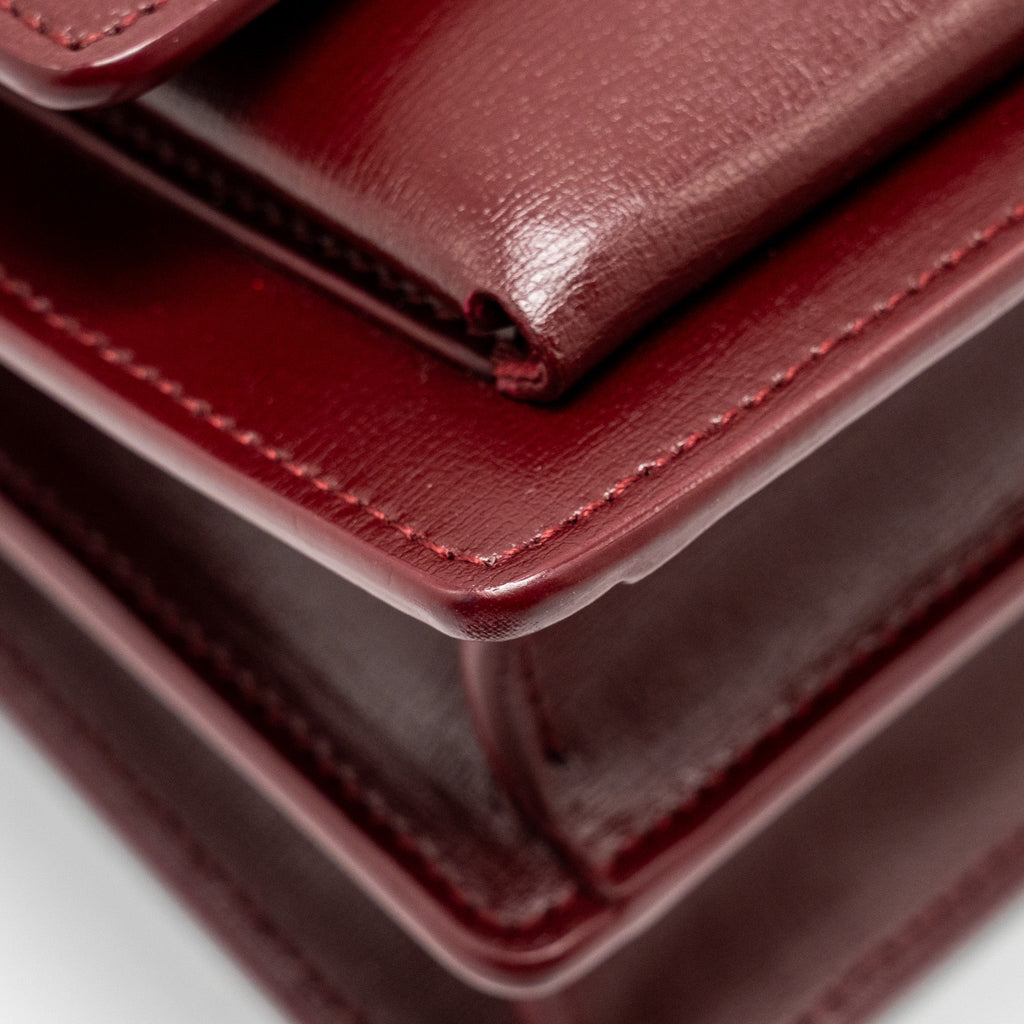 saint-laurent-ysl-sunset-bag-calfskin-burgundy-shw