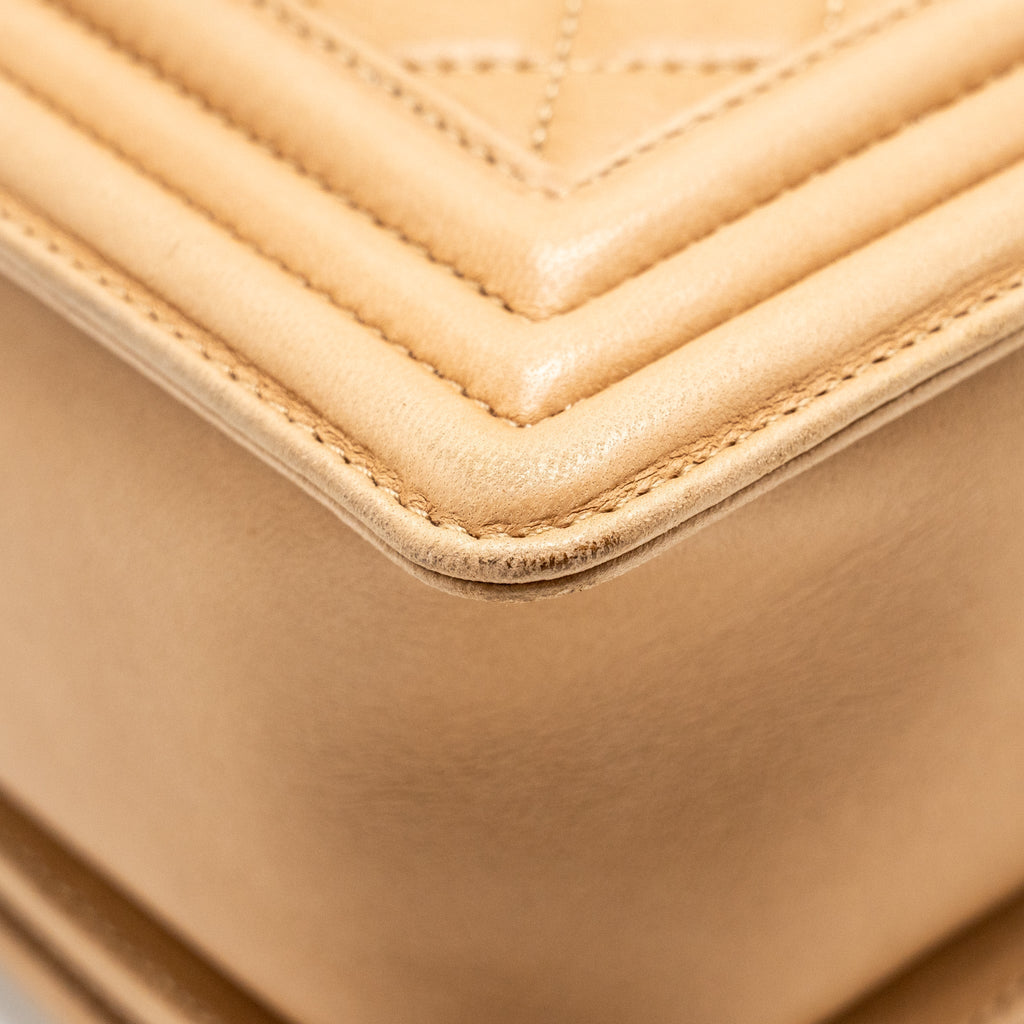chanel-large-boy-bag-lambskin-beige-ruthenium-hardware