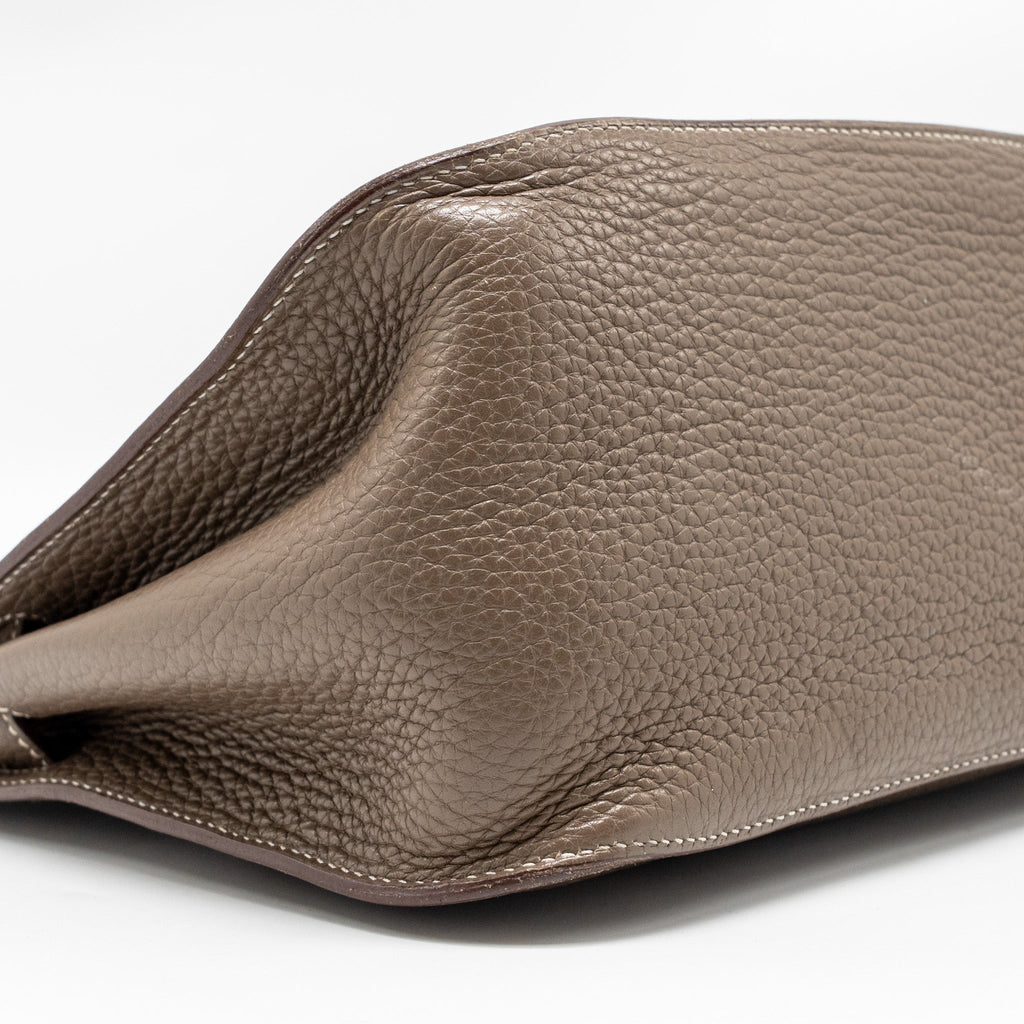 hermes-jypsiere-28-evercolor-etoupe-shw-stamp-square-q