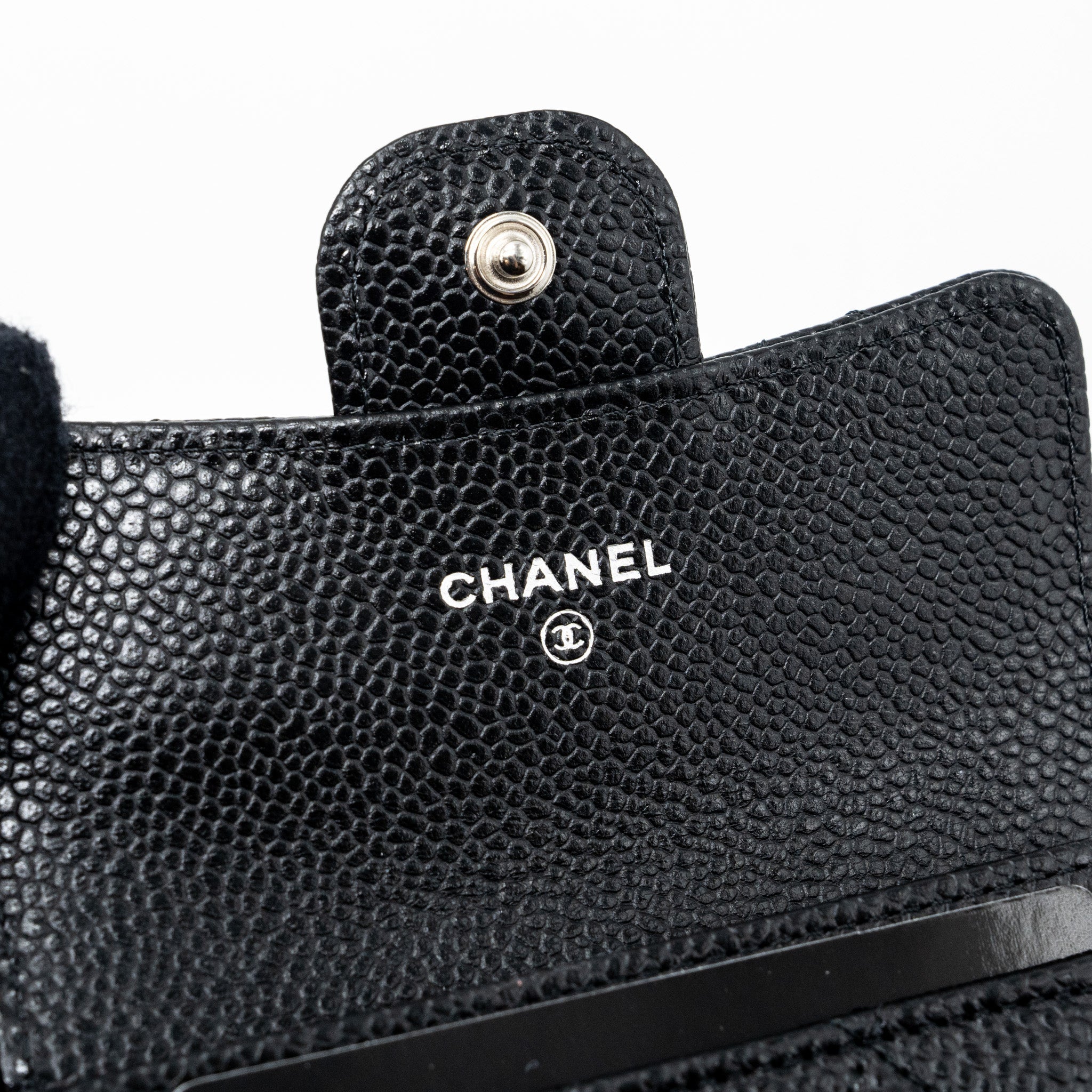 chanel-classic-flap-card-holder-caviar-black-shw-6