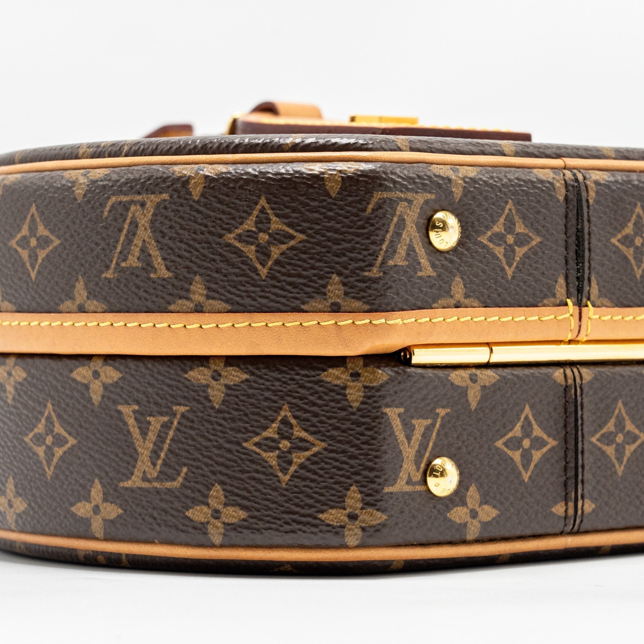 louis-vuitton-petite-boite-chapeau-monogram-canvas-ghw-5