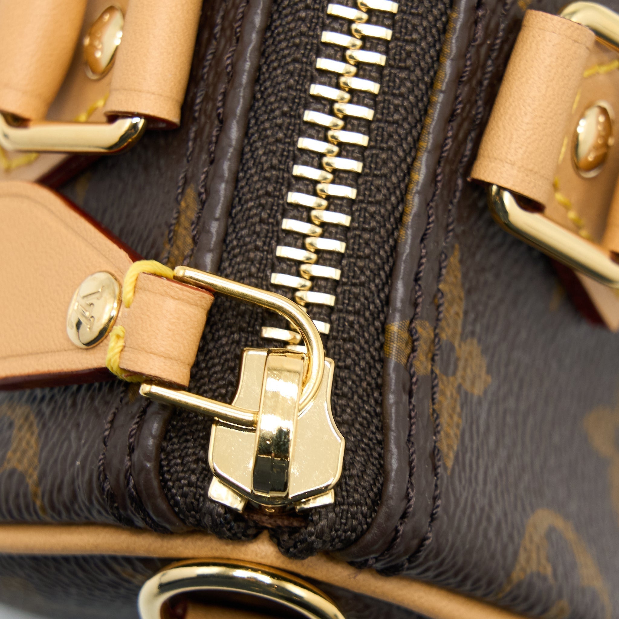 louis-vuitton-nano-speedy-monogram-canvas-ghw-new-version-1