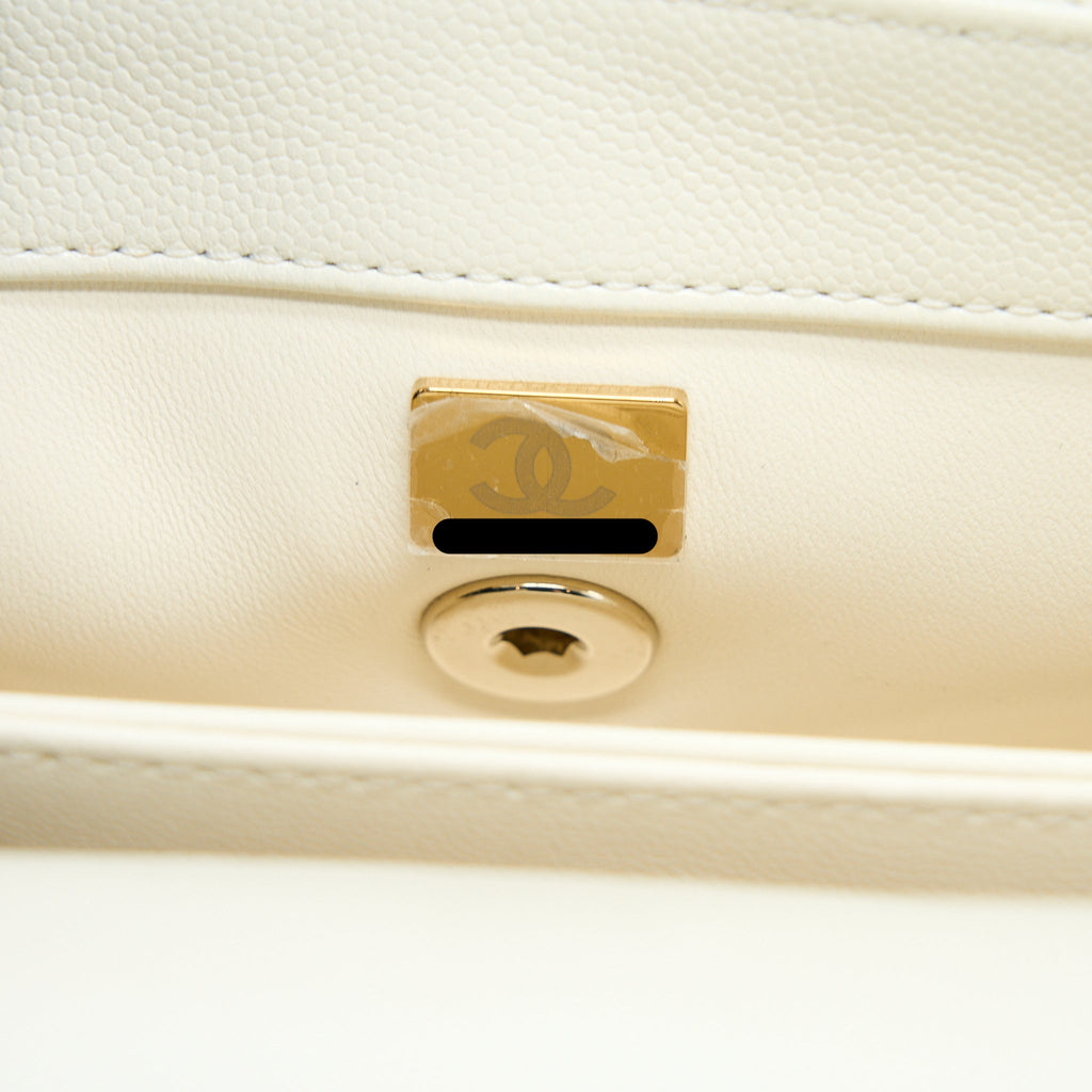 chanel-small-coco-handle-caviar-white-lghw-microchip-3