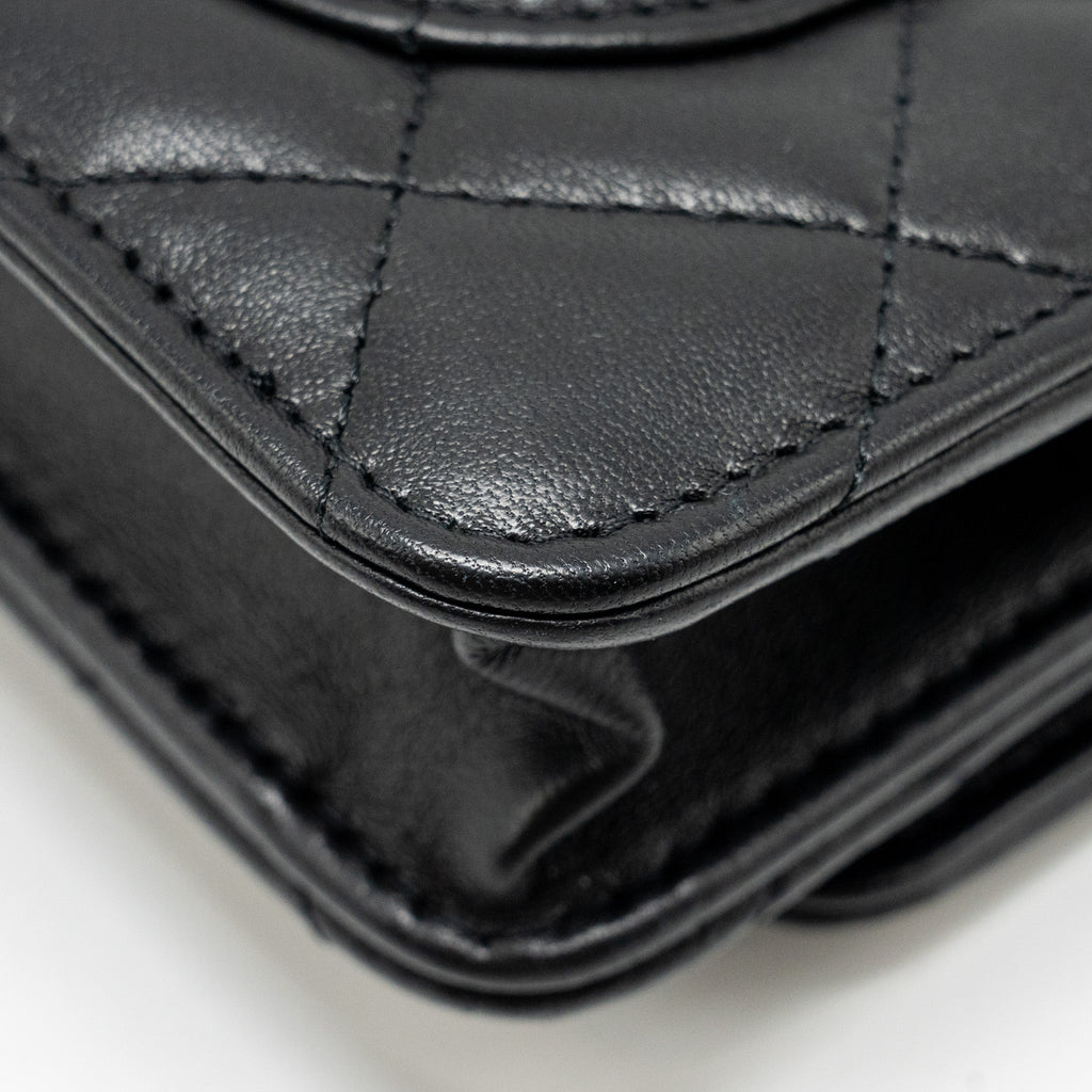 chanel-pearl-crush-wallet-on-chain-lambskin-black-ghw-microchip-copy-1