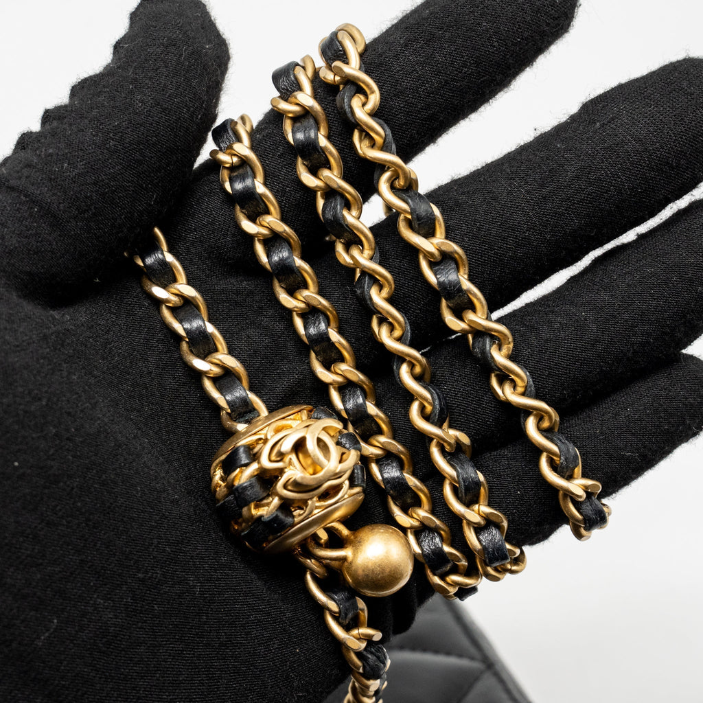 chanel-pearl-crush-long-vanity-with-chain-lambskin-black-ghw
