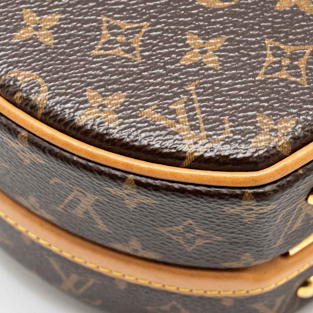 louis-vuitton-petite-boite-chapeau-monogram-canvas-ghw-5