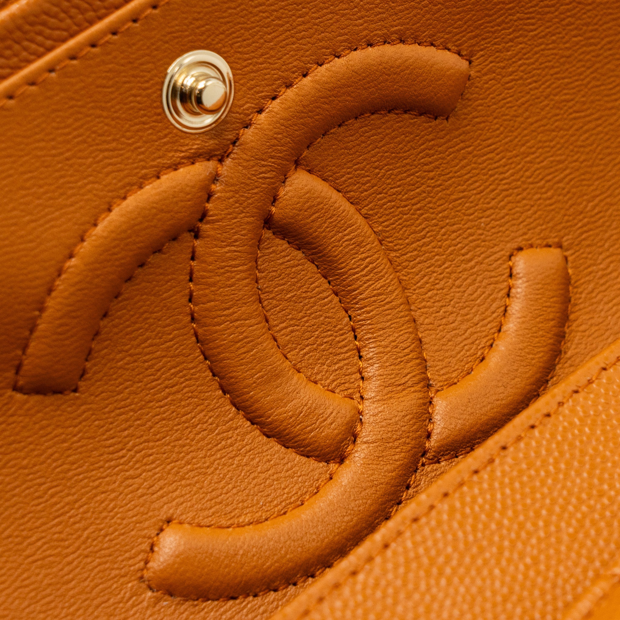 chanel-medium-classic-double-flap-bag-caviar-caramel-lghwmicrochip