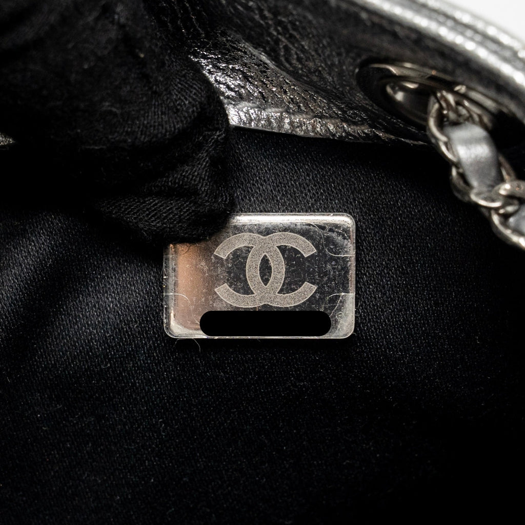 chanel-25-bag-silver