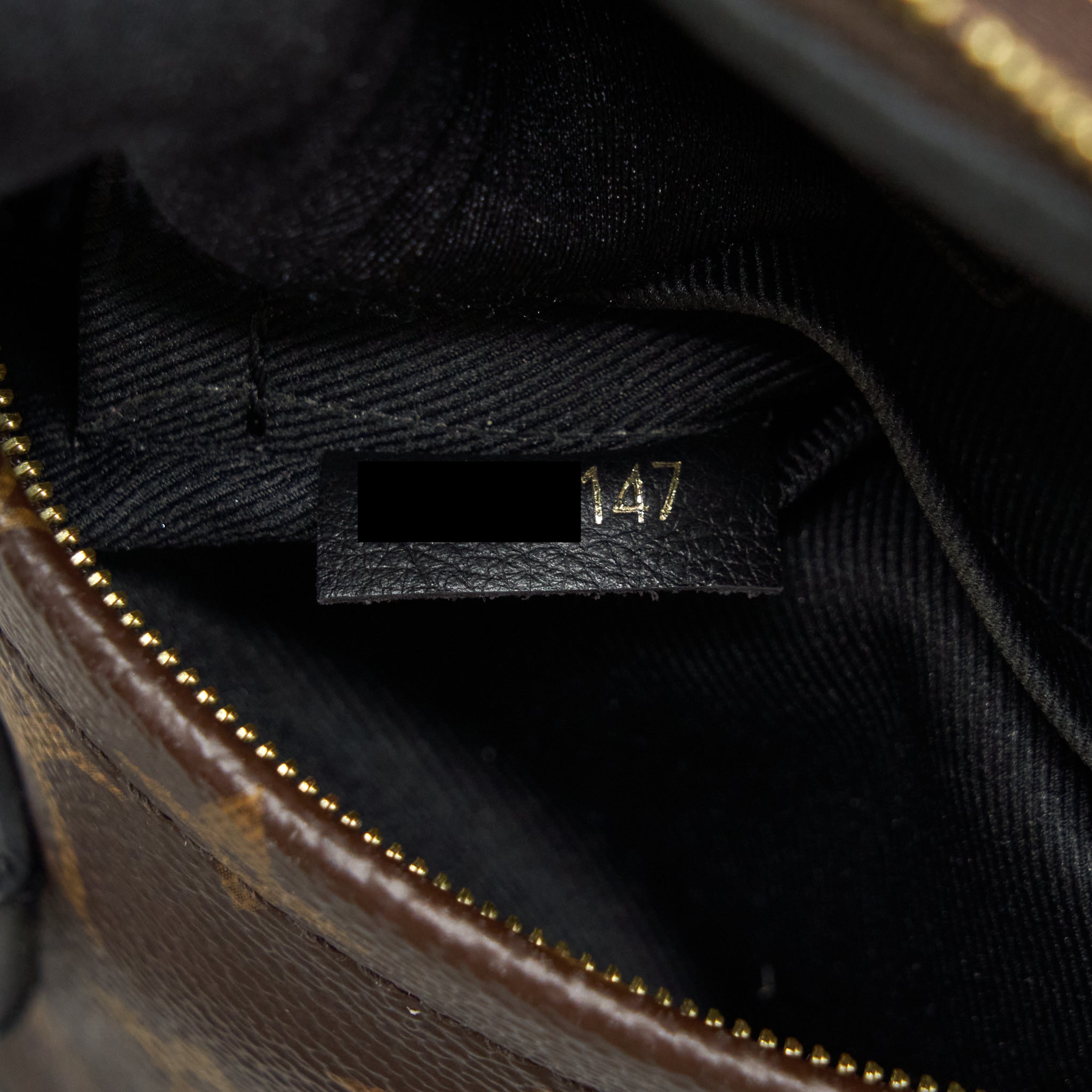 louis-vuitton-palm-spring-mini-backpack-monogram-canvas-ghw