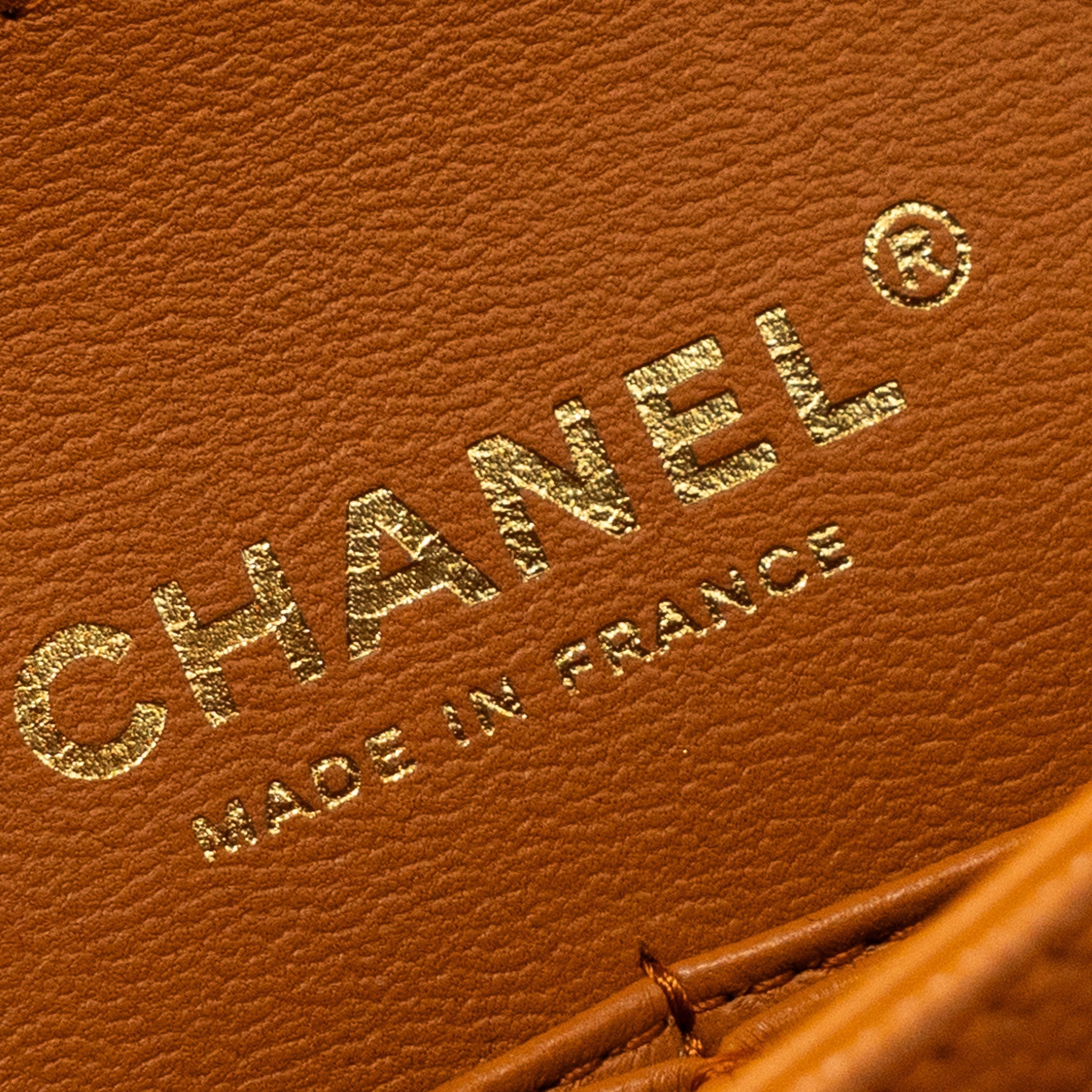 chanel-medium-classic-double-flap-bag-caviar-caramel-lghwmicrochip