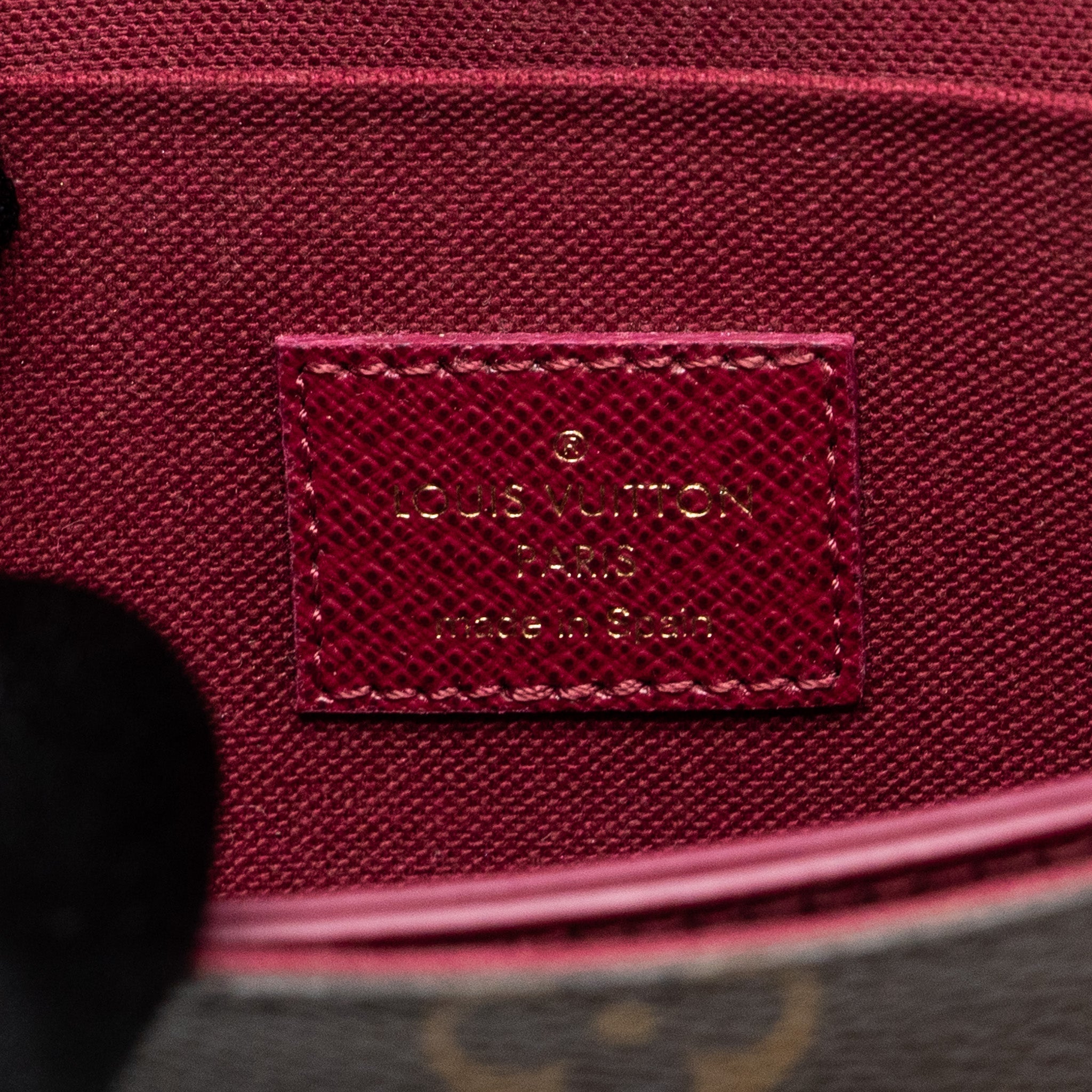 louis-vuitton-felicie-pochette-monogram-canvas-ghw-9