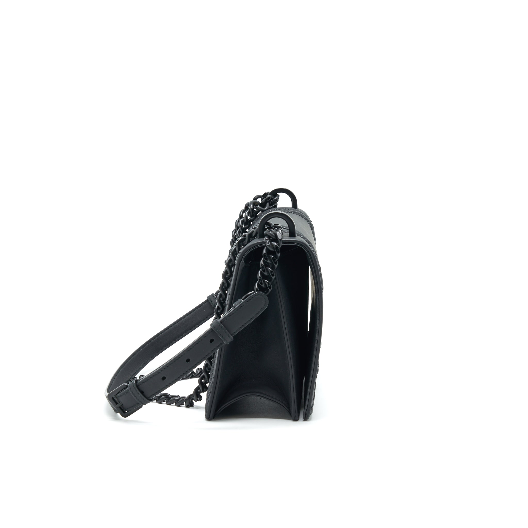 dior-medium-studded-so-black-diorama-bag
