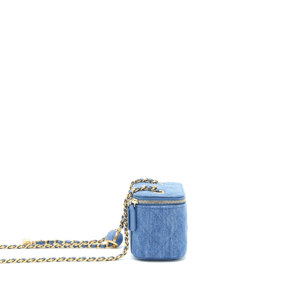 chanel-22c-pearl-crush-denim-mini-vanity-with-chain