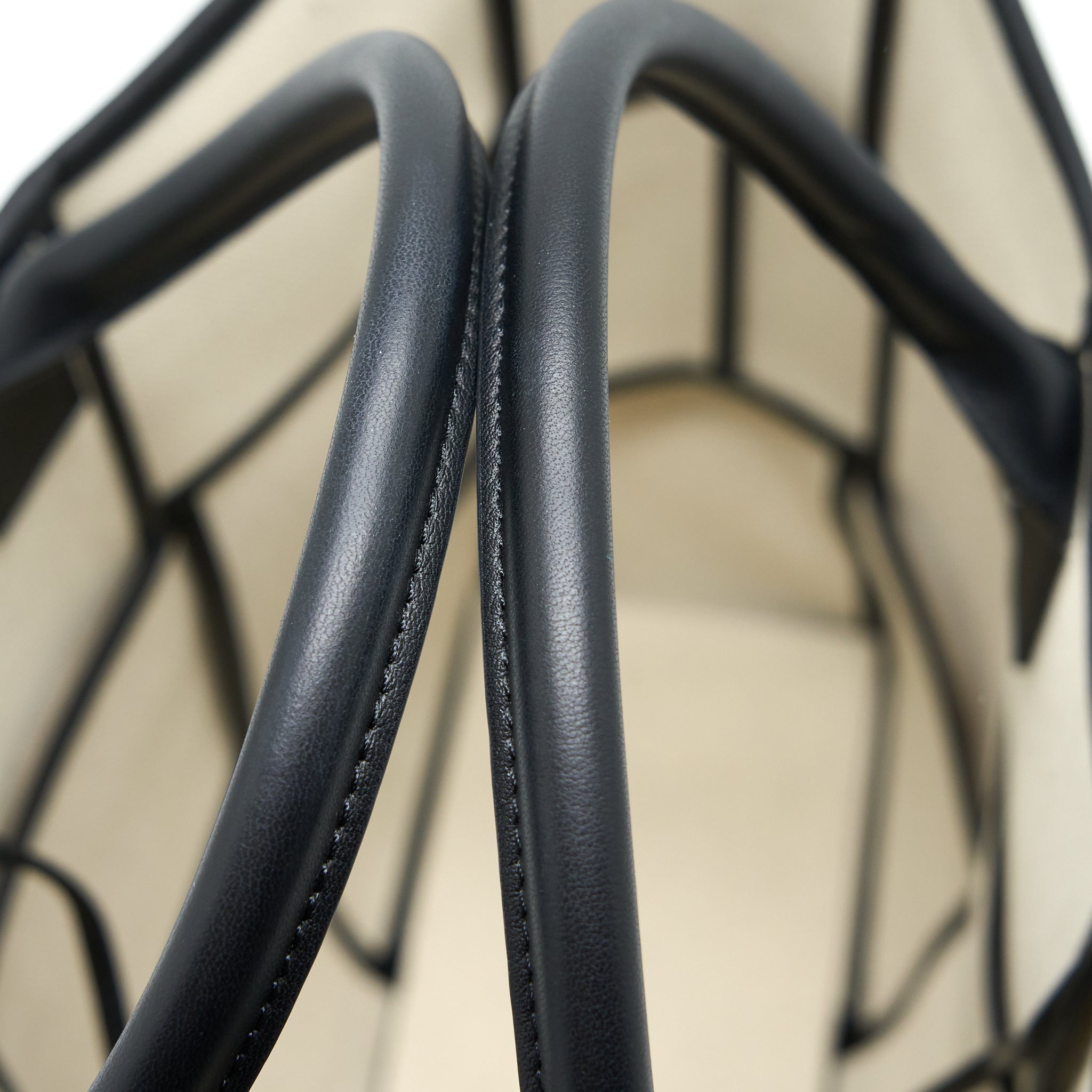bottega-veneta-large-arco-tote-canvas-natural-black